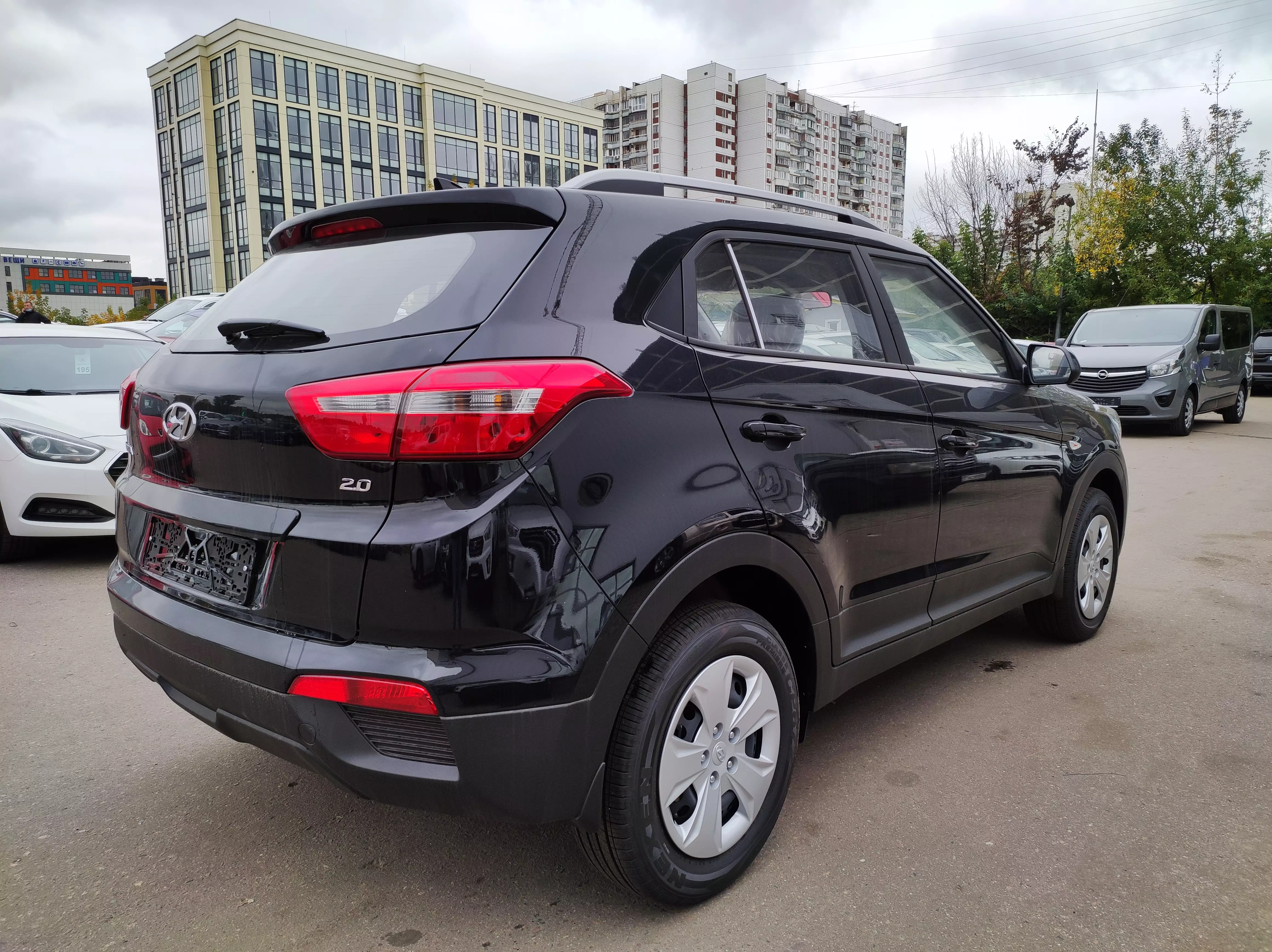 Автосалон: Hyundai Creta 2021