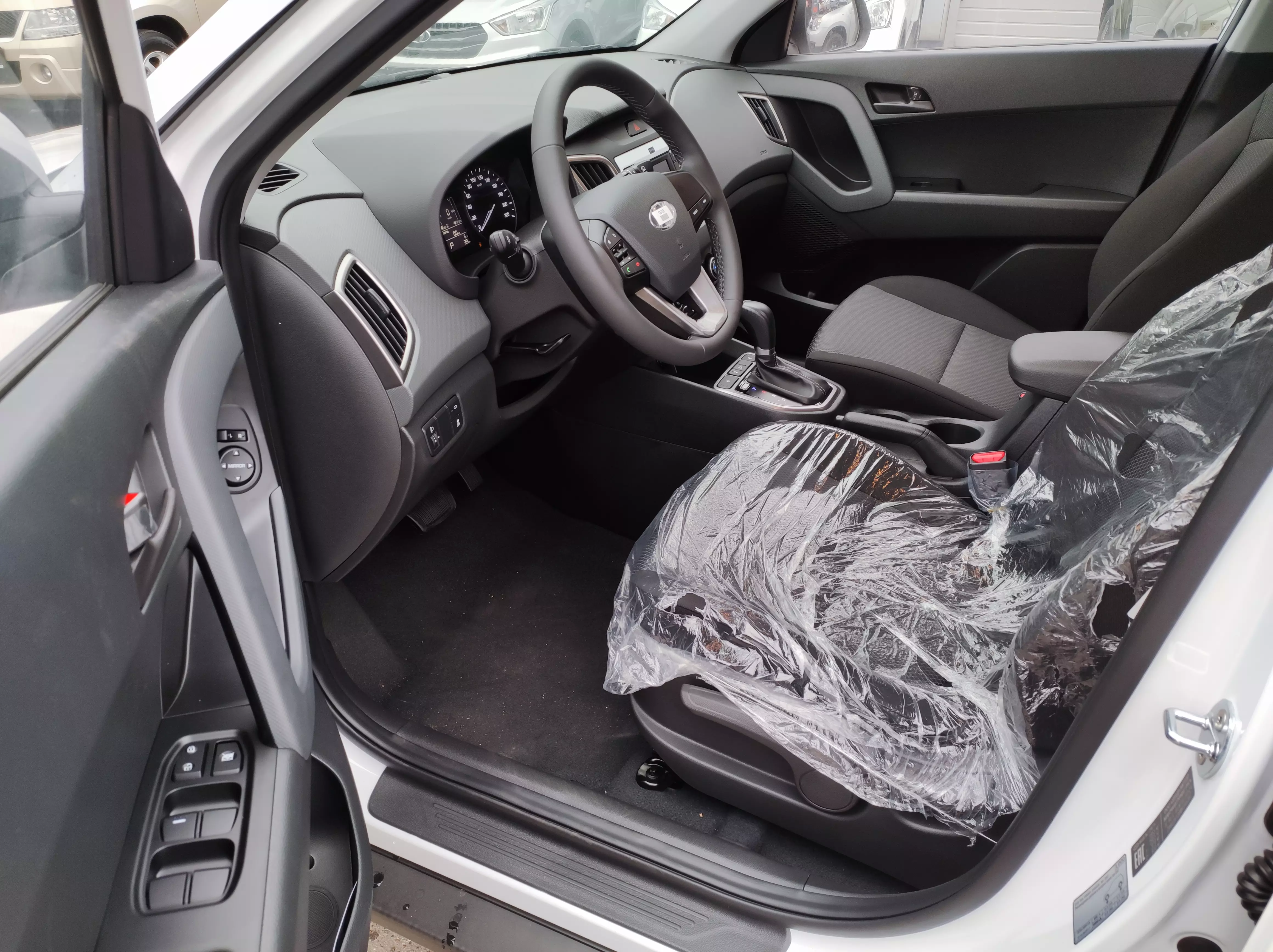 Автосалон: Hyundai Creta 2021