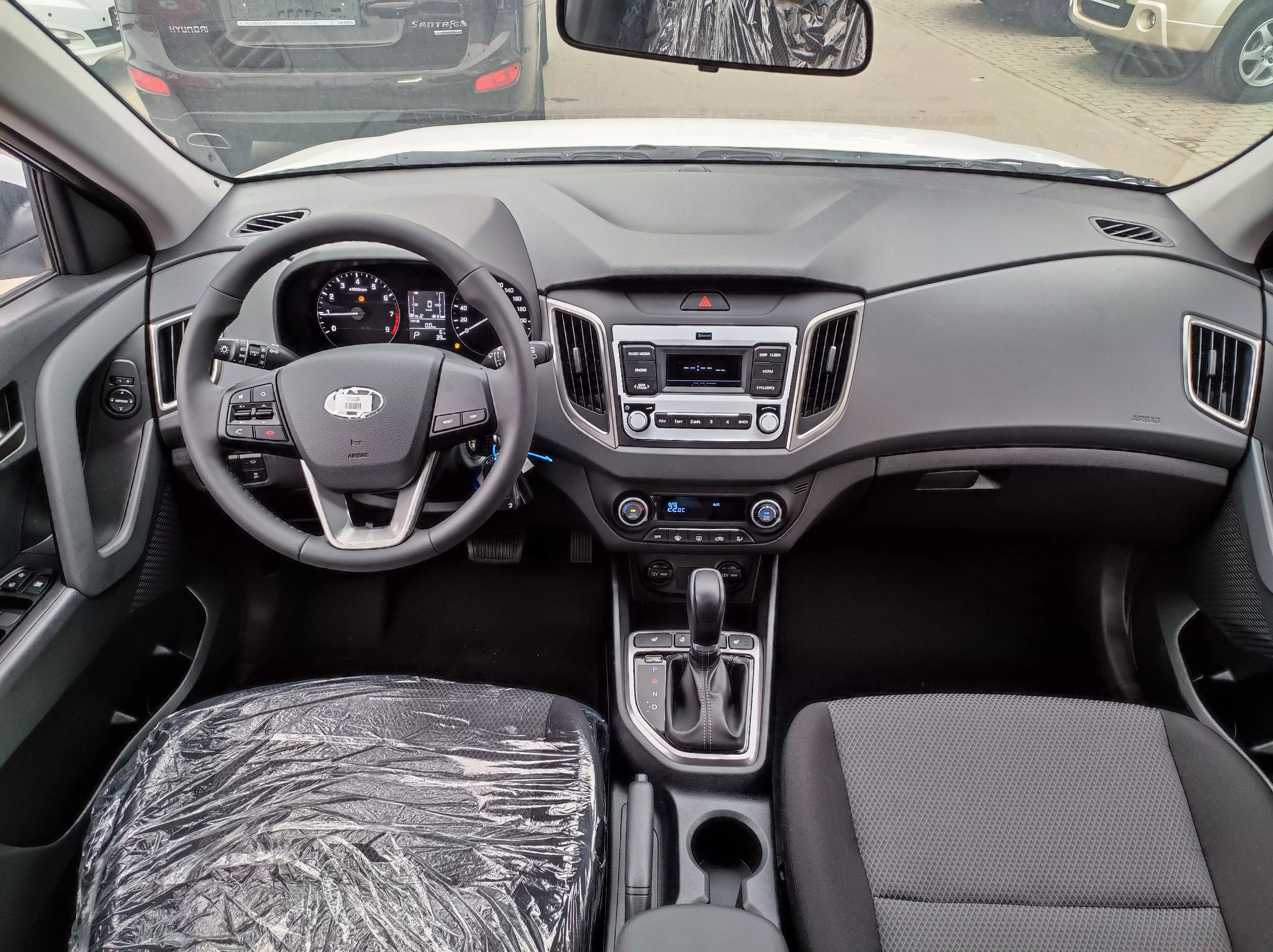 Автосалон: Hyundai Creta 2021
