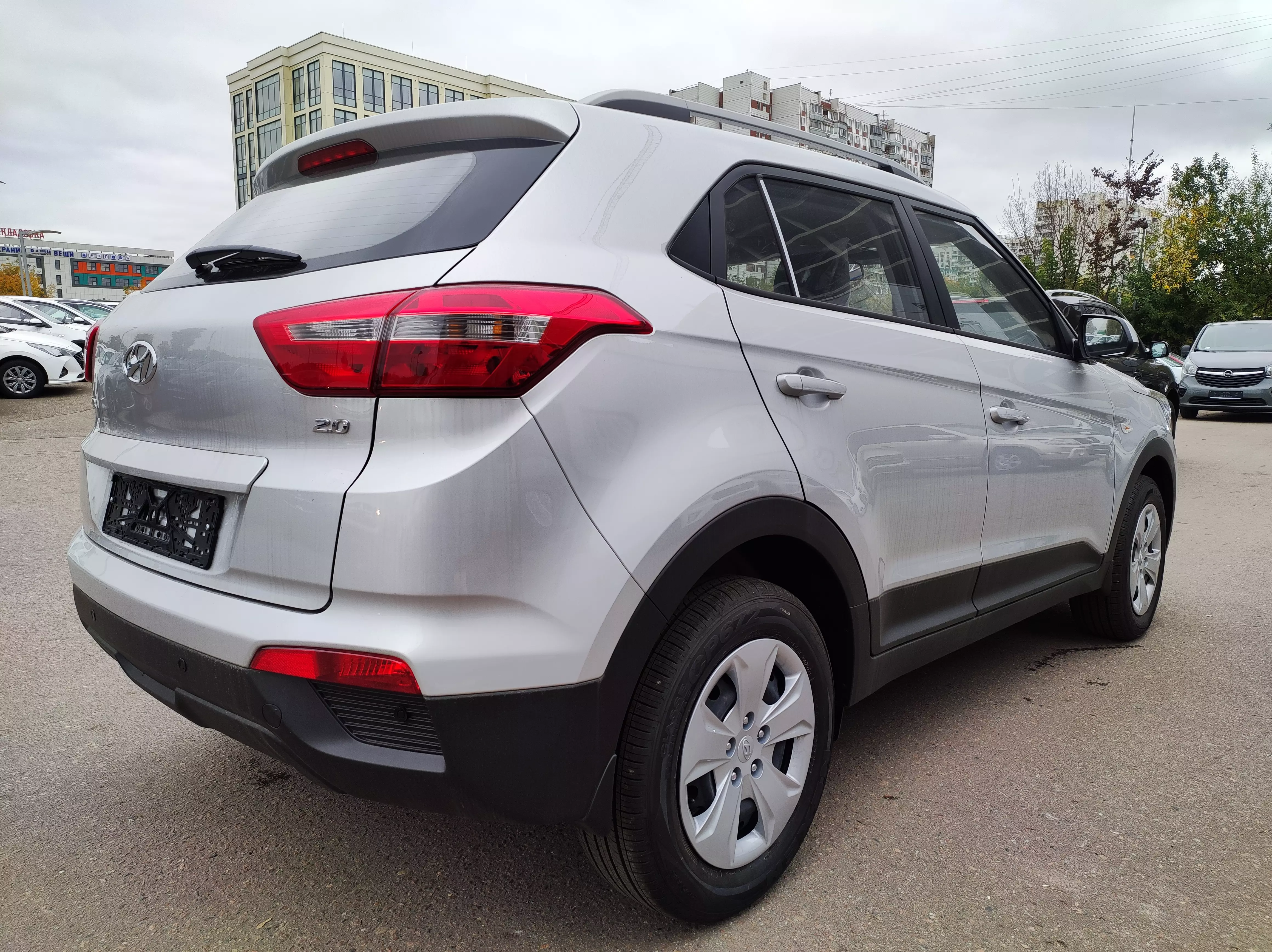 Автосалон: Hyundai Creta 2021