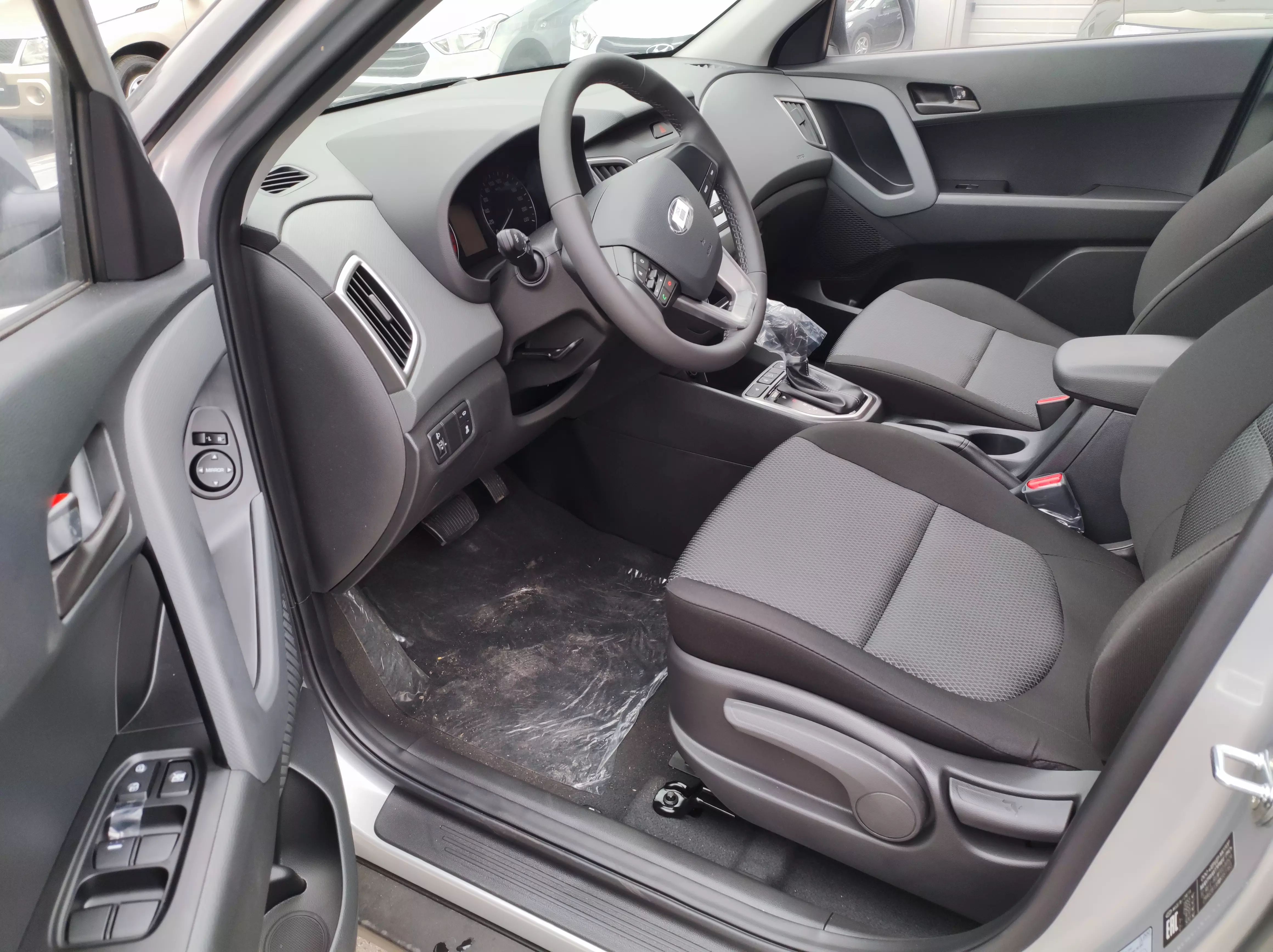 Автосалон: Hyundai Creta 2021