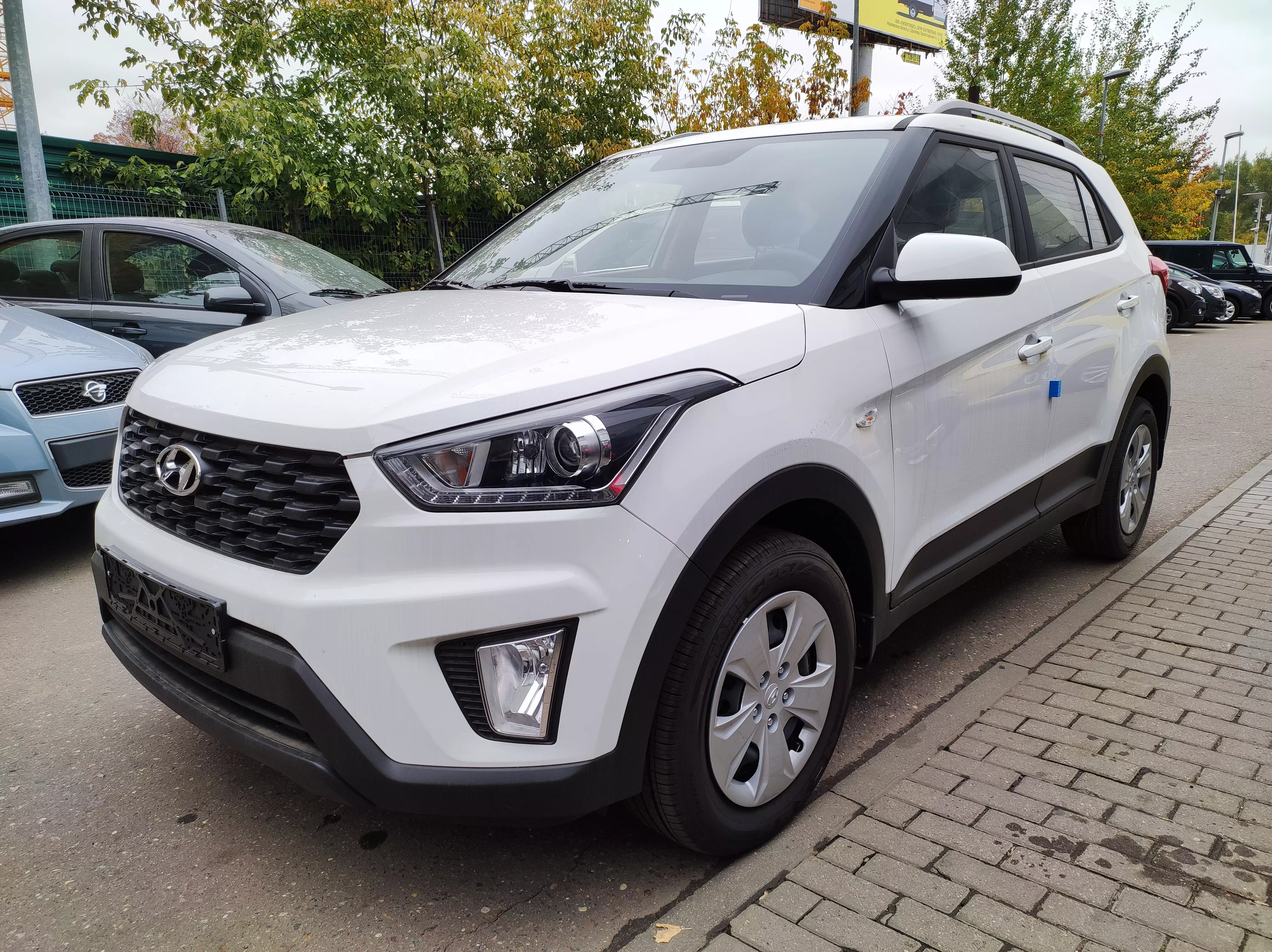 Автосалон: Hyundai Creta 2021