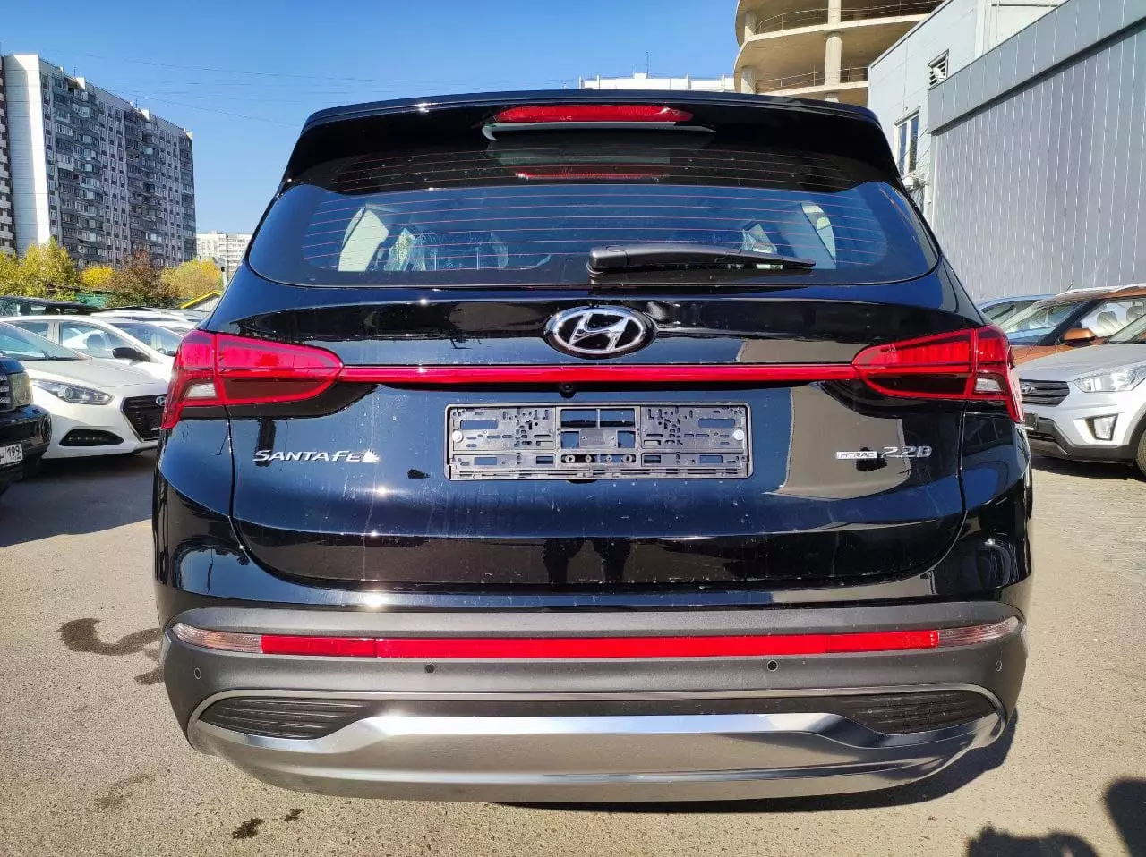 Автосалон: Hyundai Santa Fe