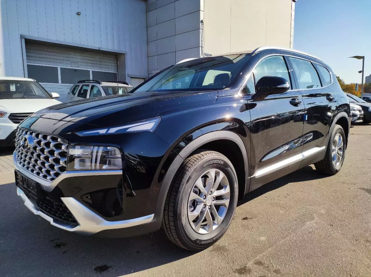 Автосалон: Hyundai Santa Fe
