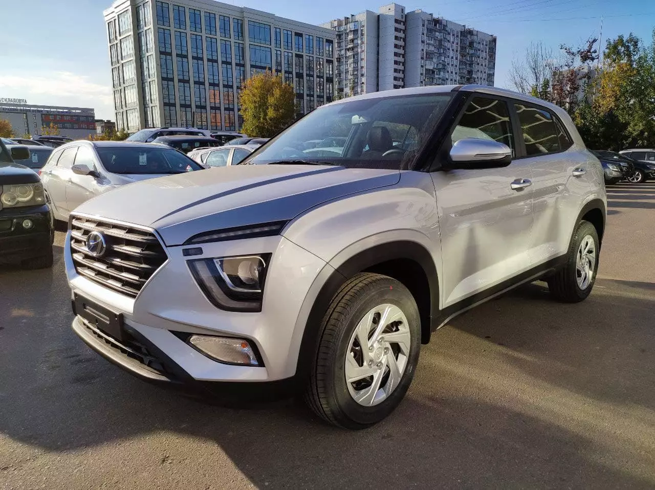 Автосалон: Hyundai Creta