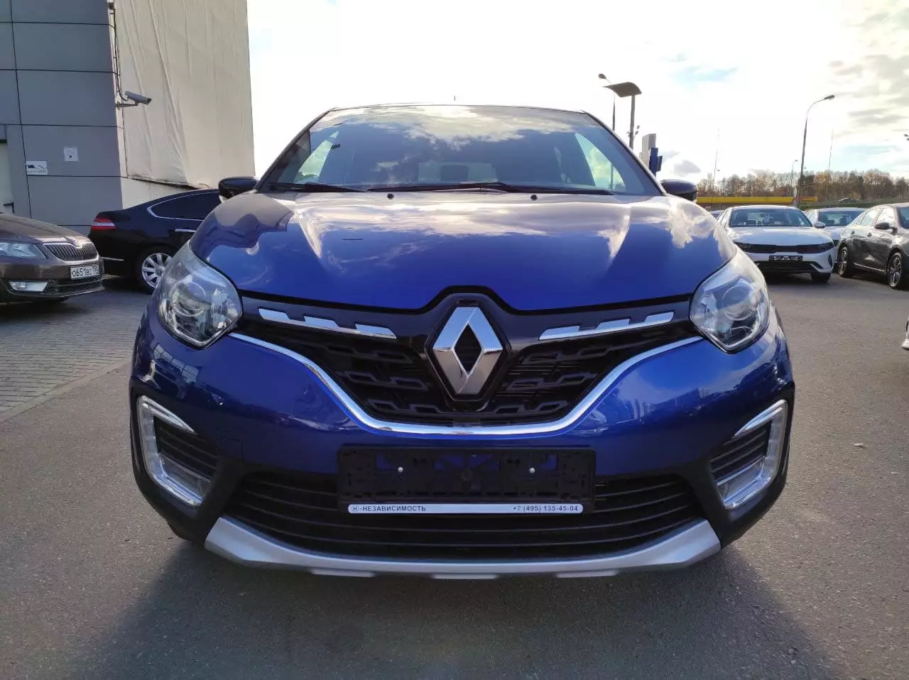Автосалон: Renault Kaptur