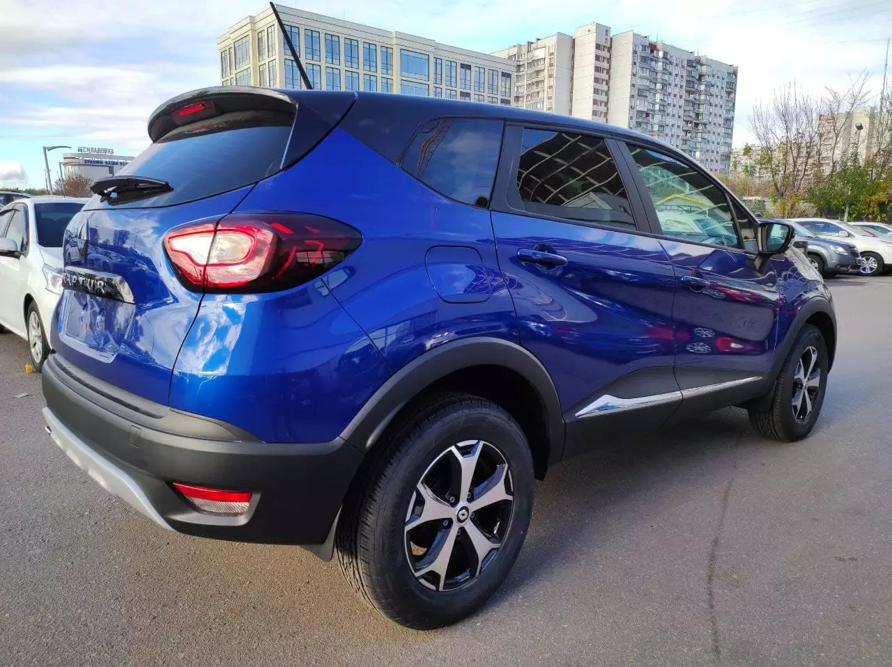 Автосалон: Renault Kaptur