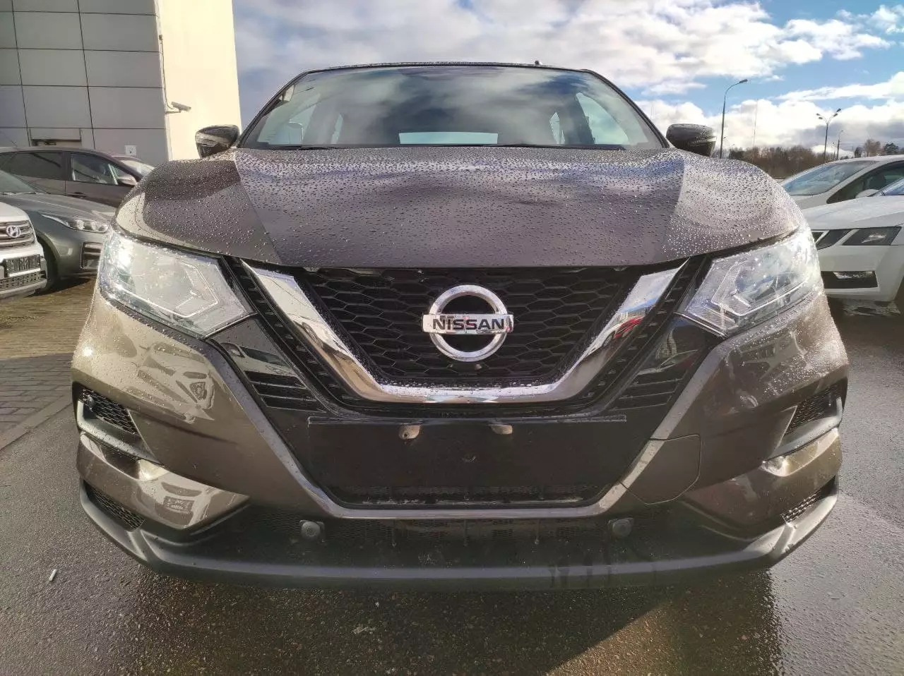 Автосалон: Nissan Qashqai