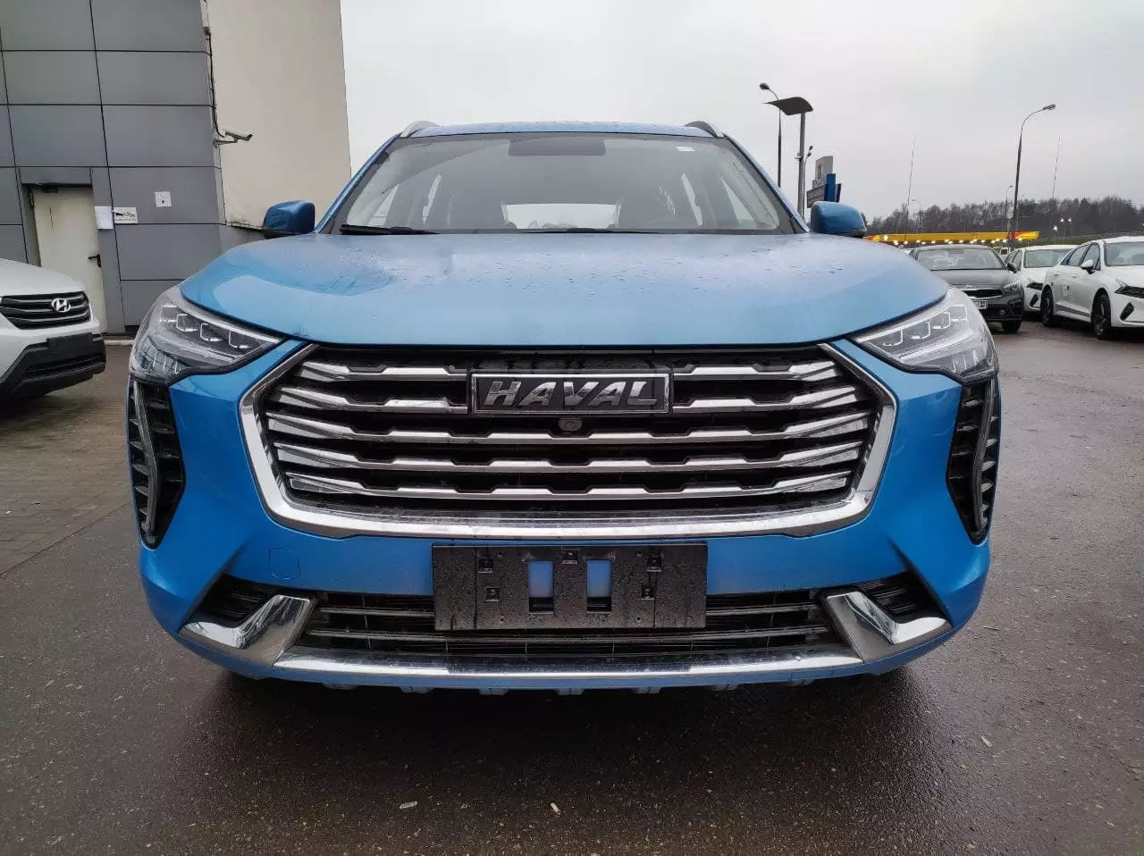 Автосалон: Haval Jolion