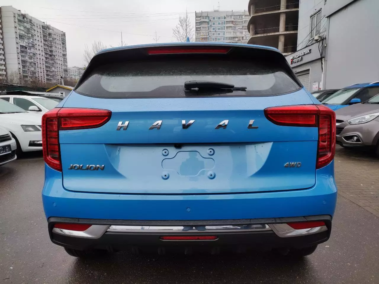 Автосалон: Haval Jolion
