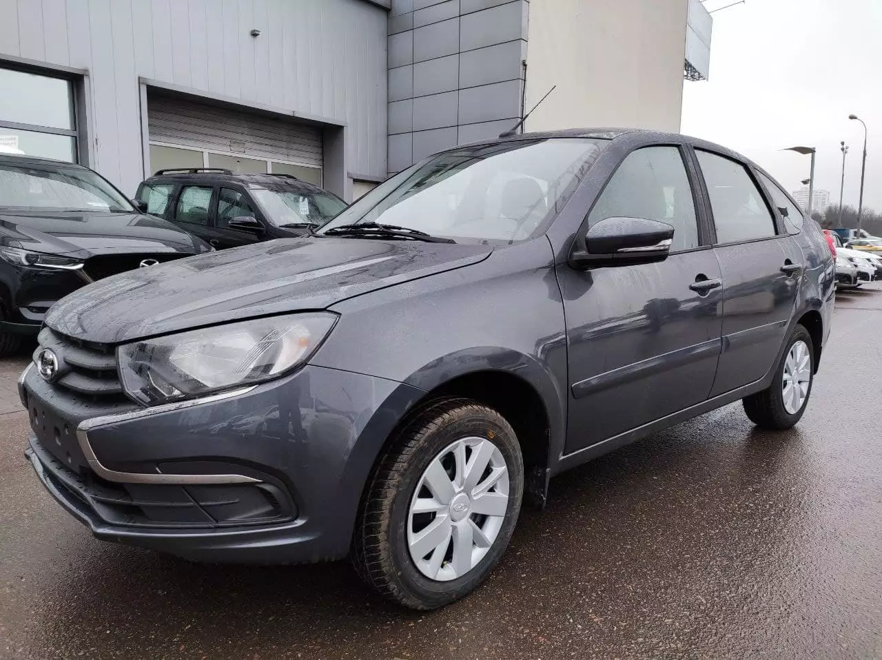 Автосалон: Lada Granta Седан New