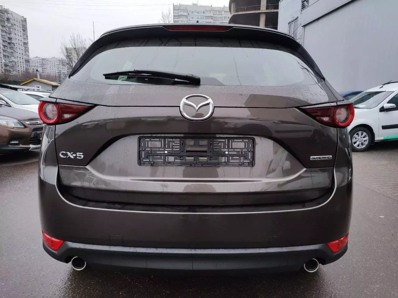 Автосалон: Mazda CX-5