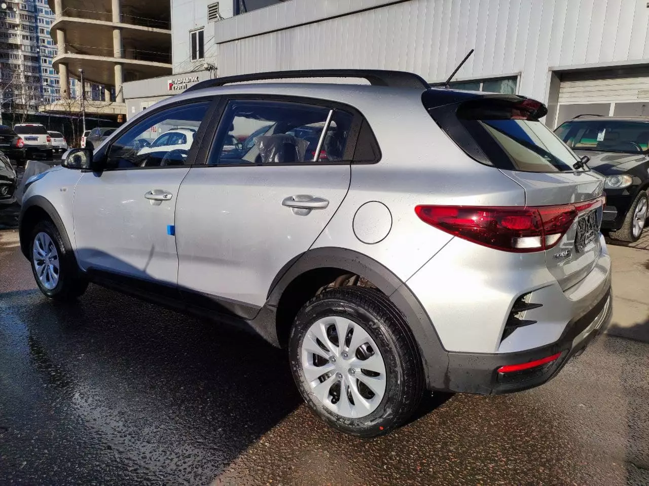 Автосалон: Kia Rio X