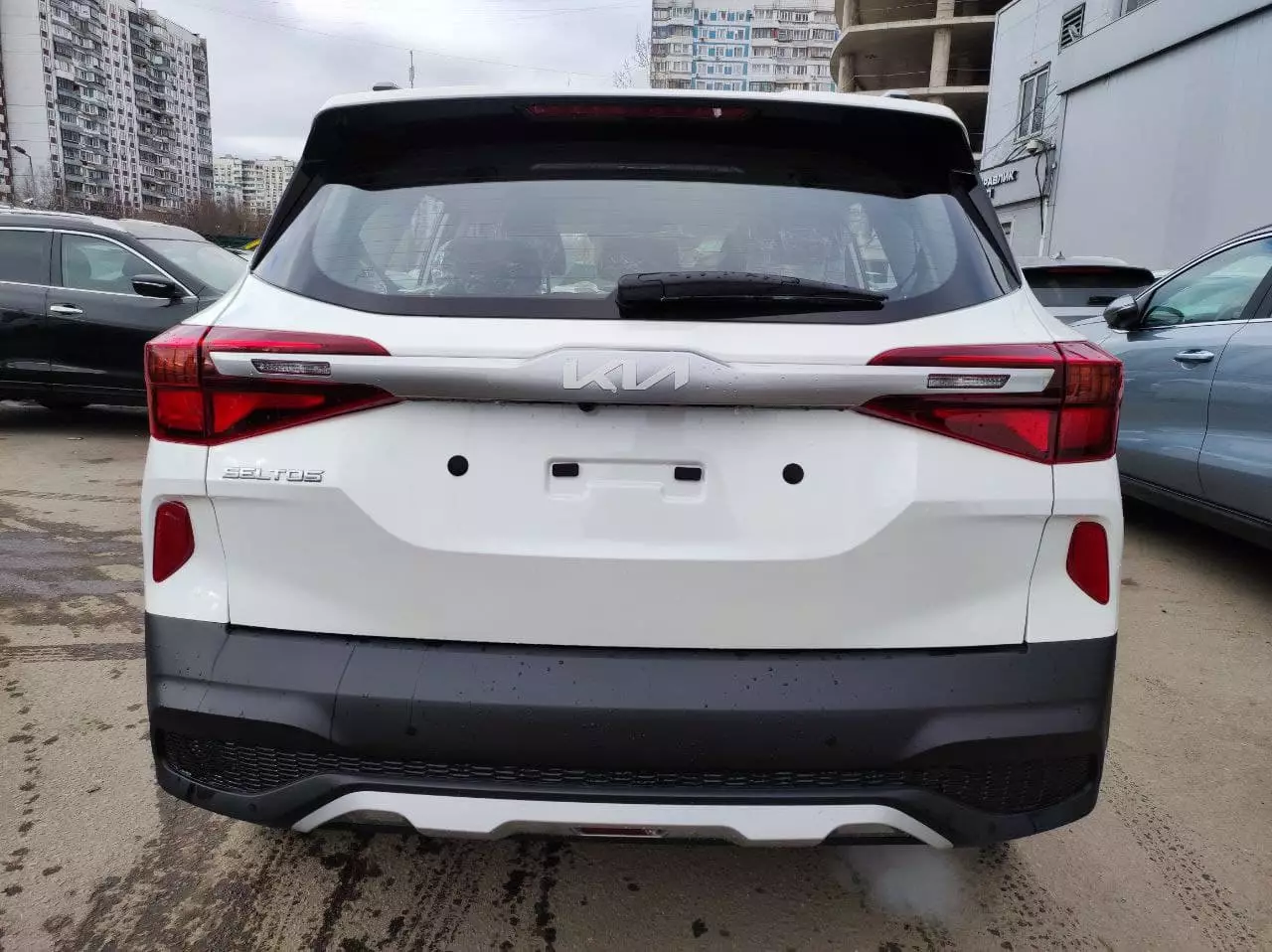 Автосалон: Kia Seltos