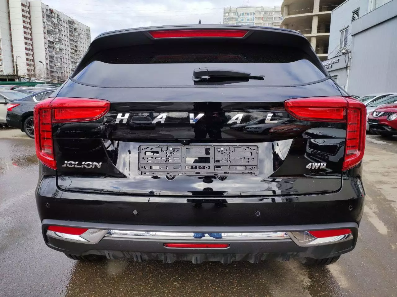 Автосалон: Haval Jolion