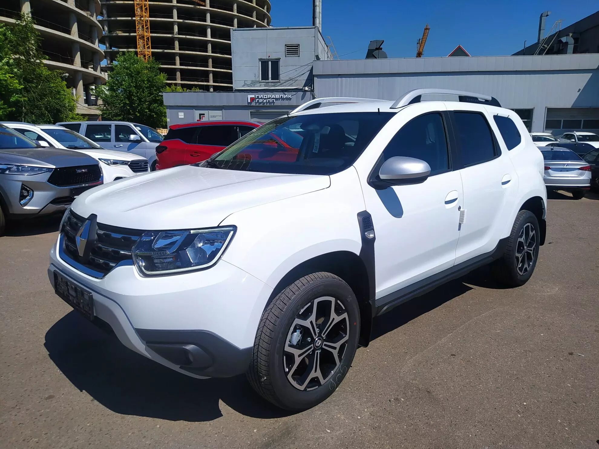 Автосалон: Renault Duster
