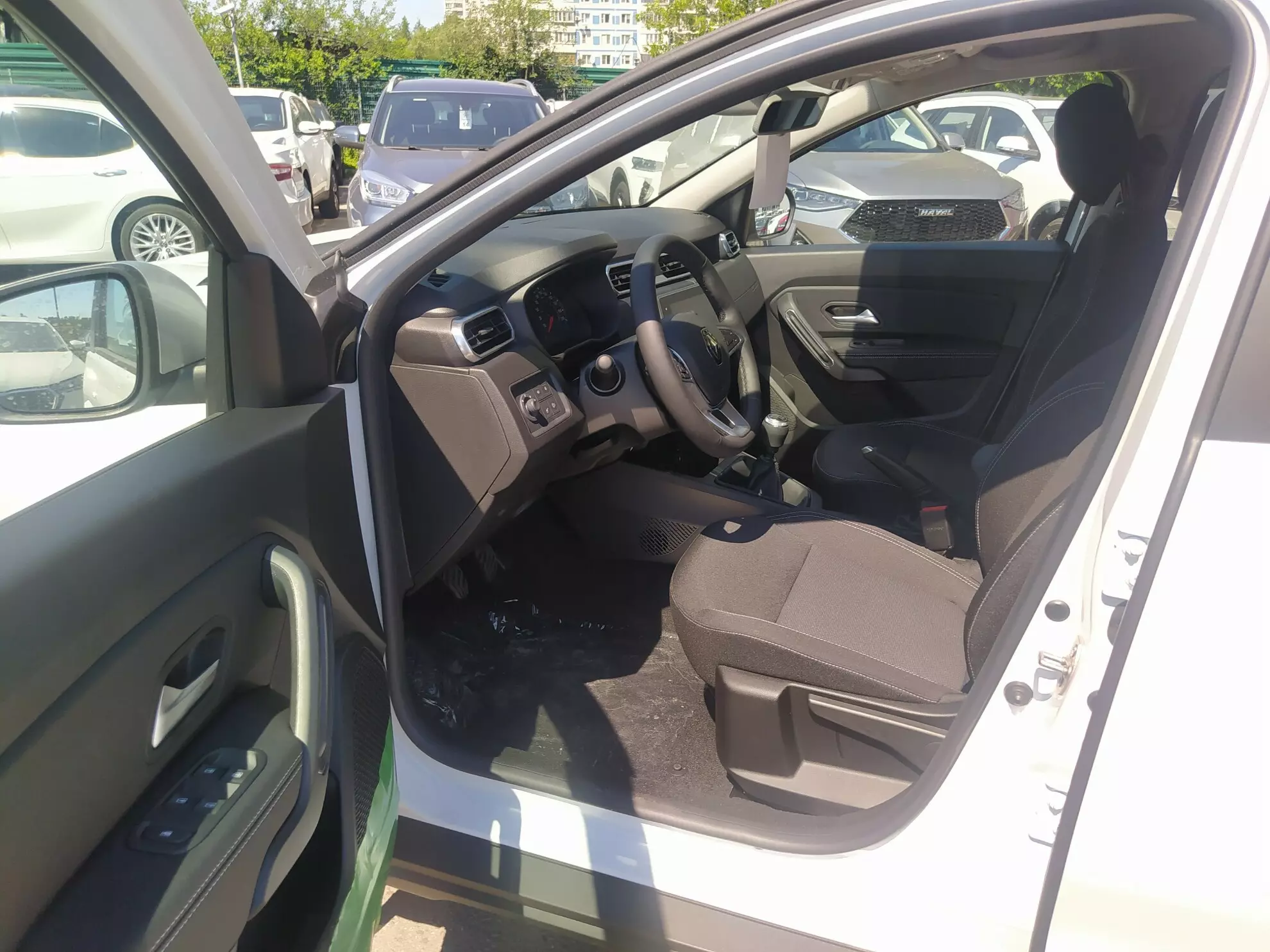 Автосалон: Renault Duster