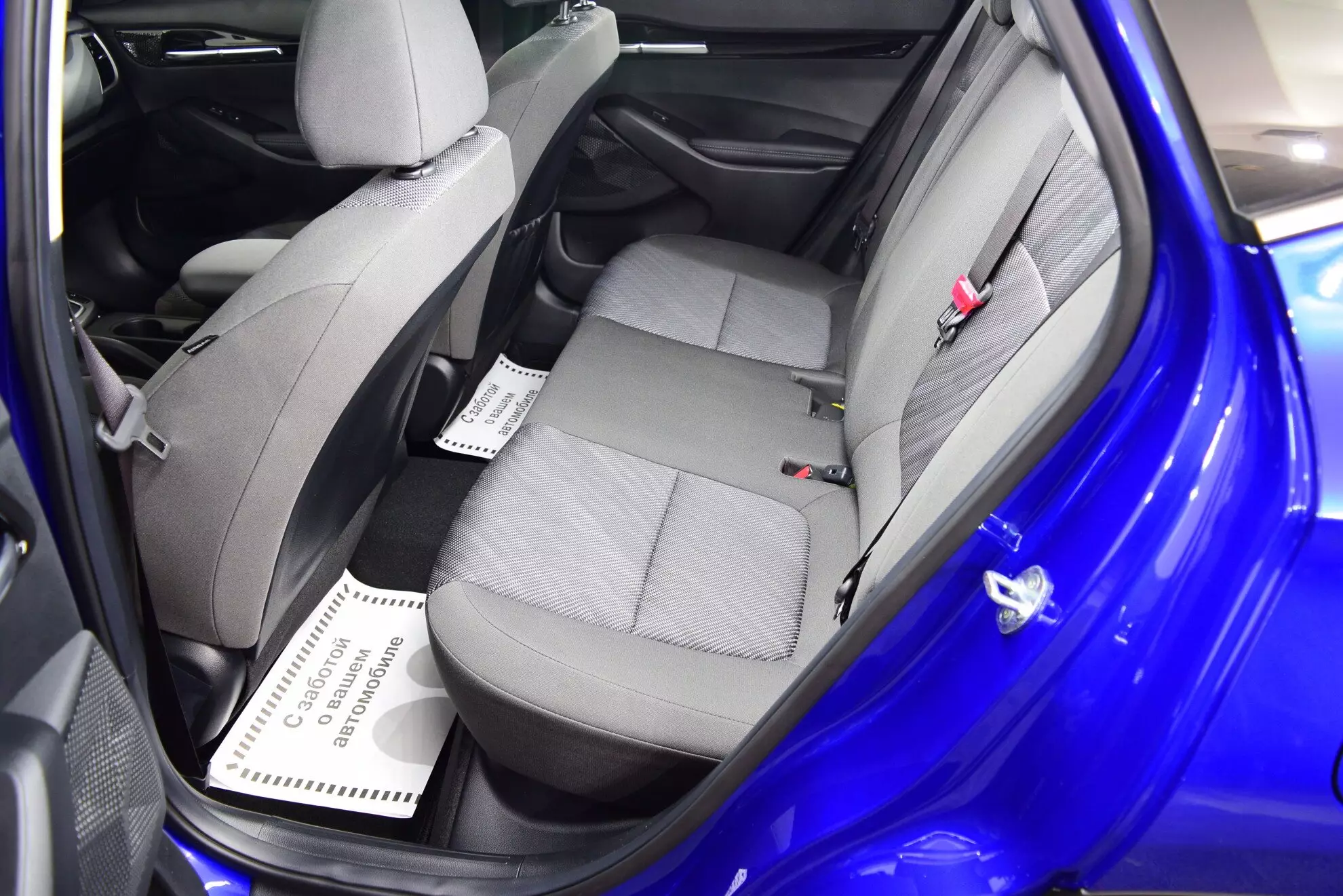 Автосалон: Kia Seltos