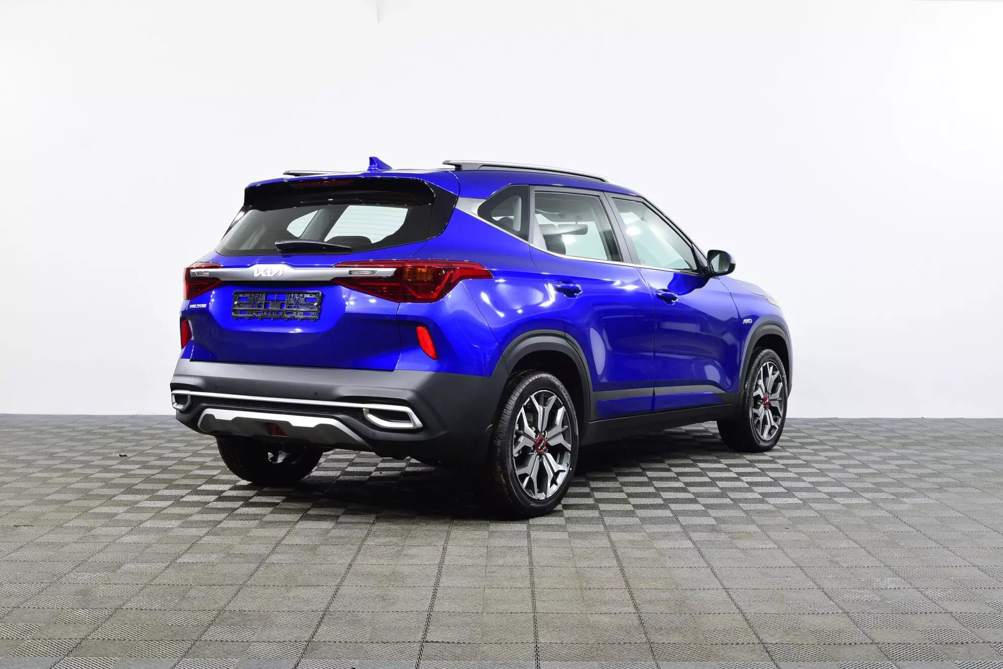 Автосалон: Kia Seltos