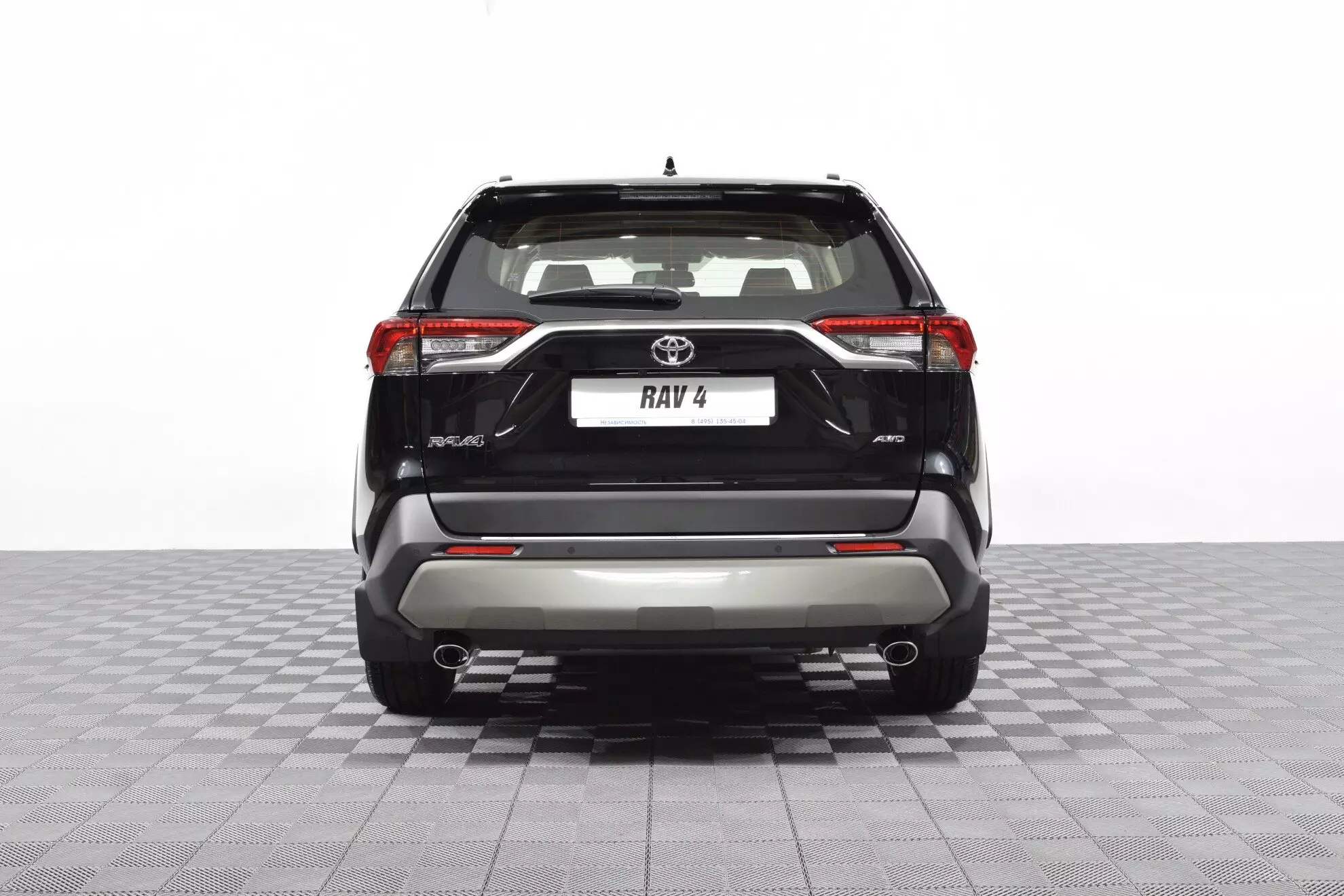 Автосалон: Toyota Rav4