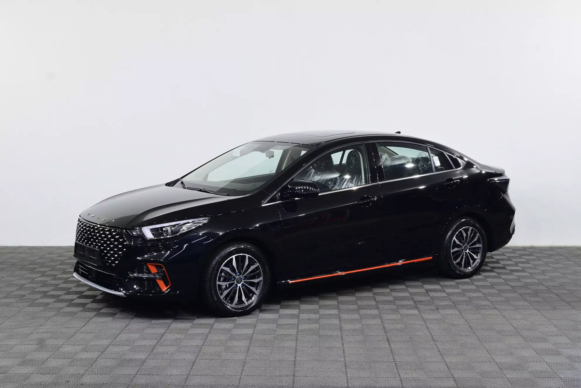 Автосалон: Omoda S5