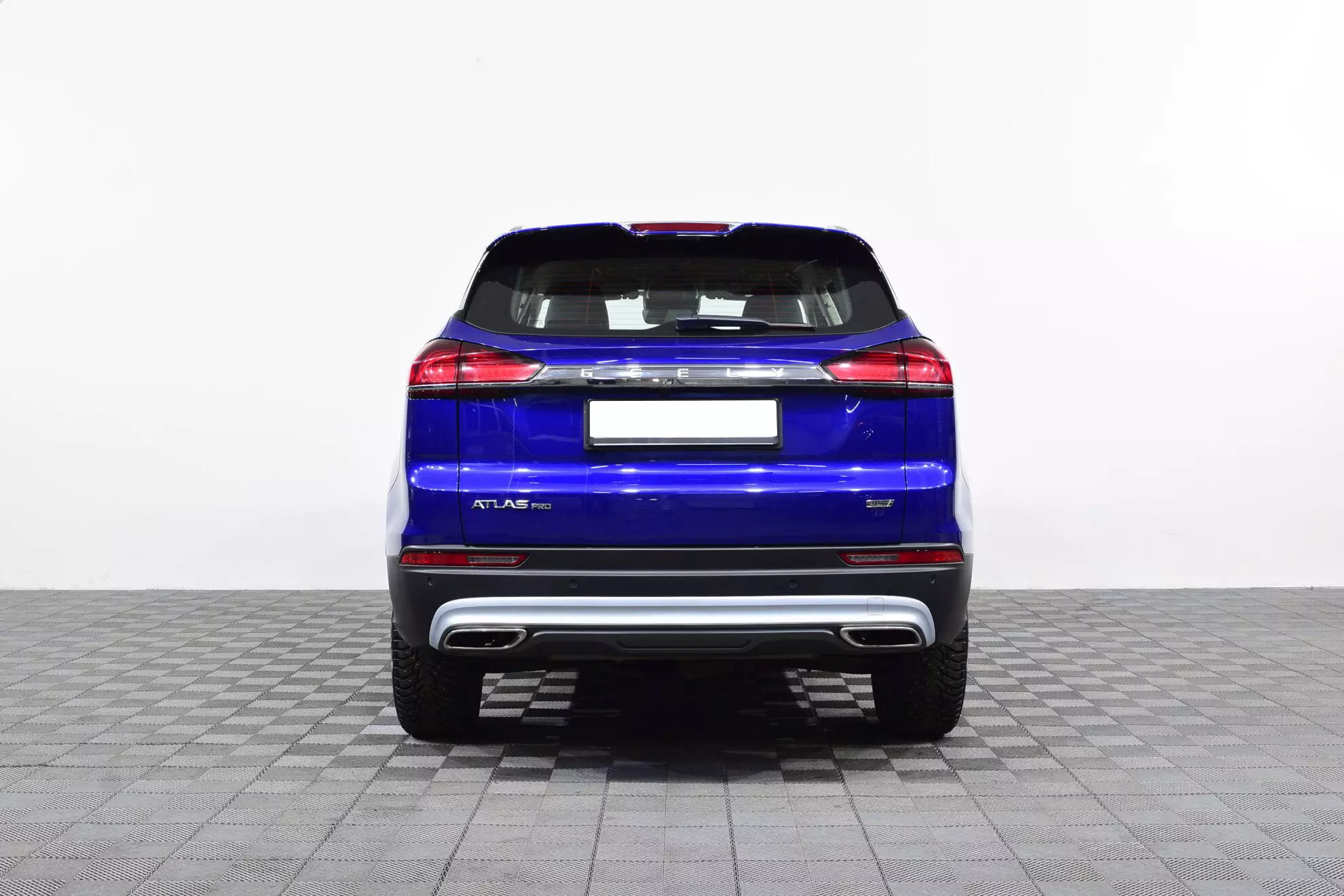 Автосалон: Geely Atlas Pro
