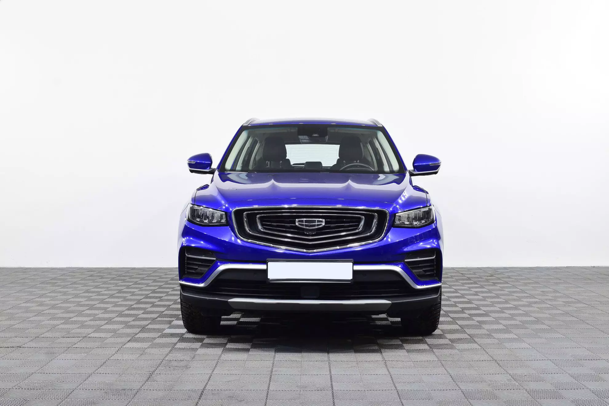 Автосалон: Geely Atlas Pro