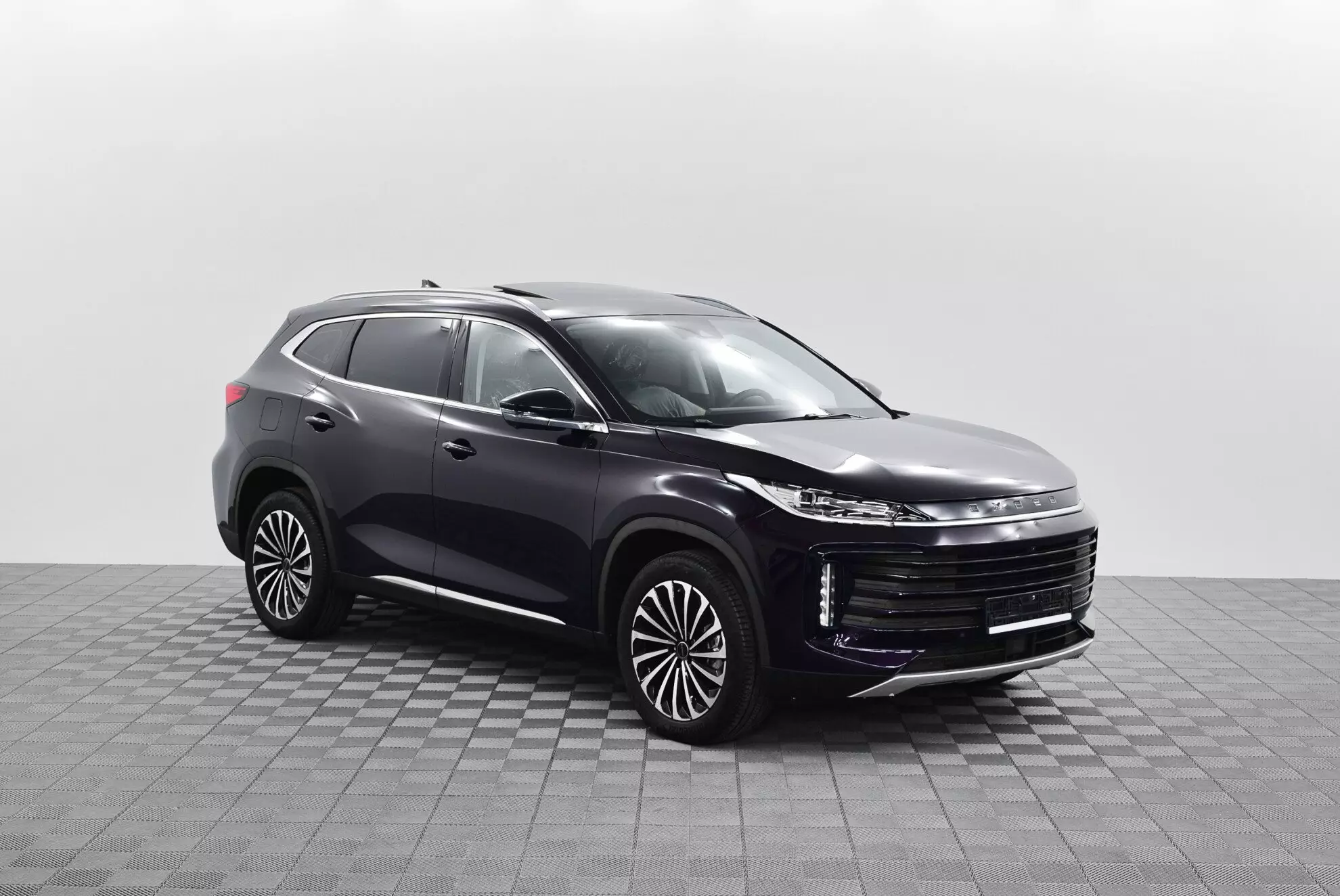 Автосалон: Exeed TXL