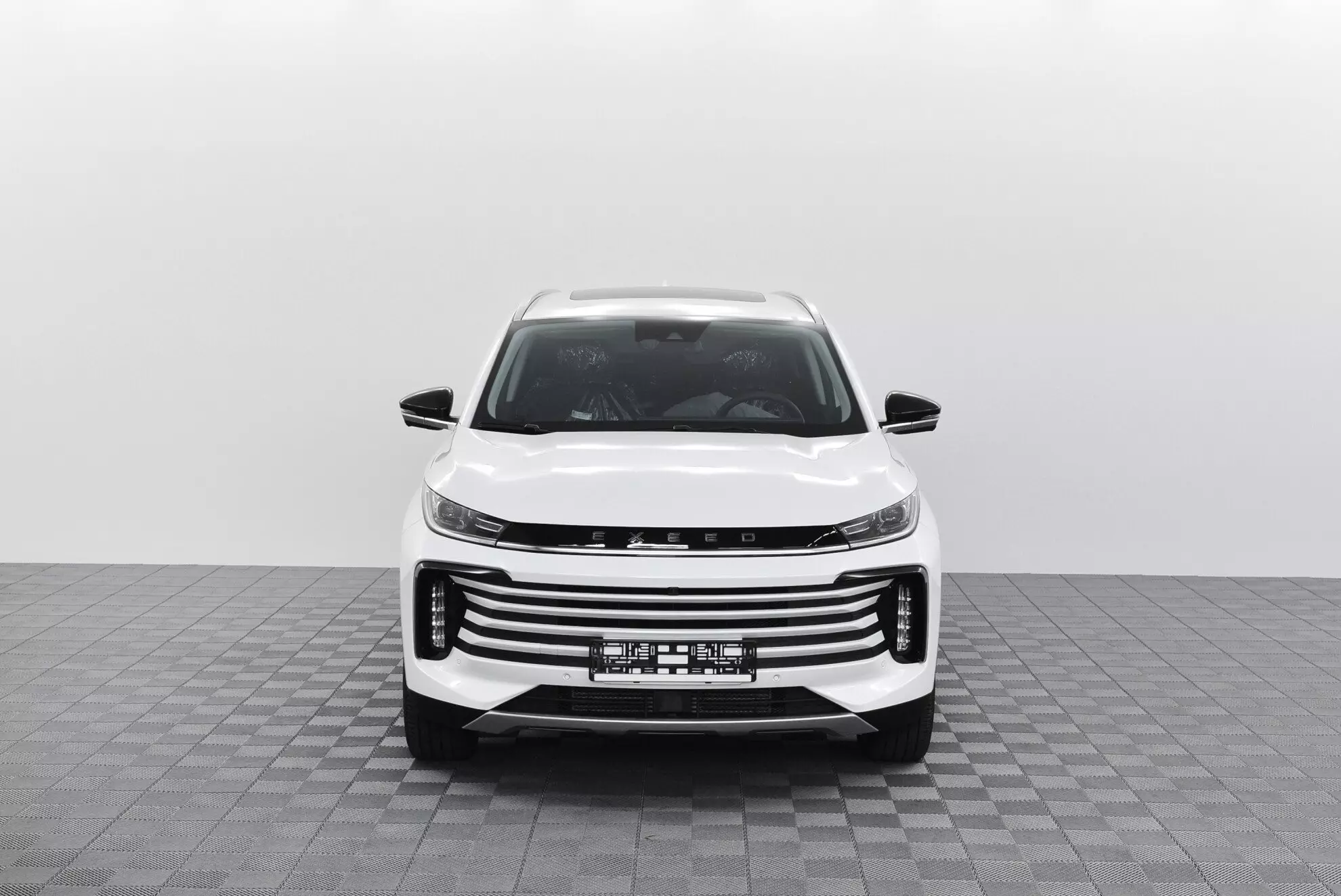 Автосалон: Exeed TXL