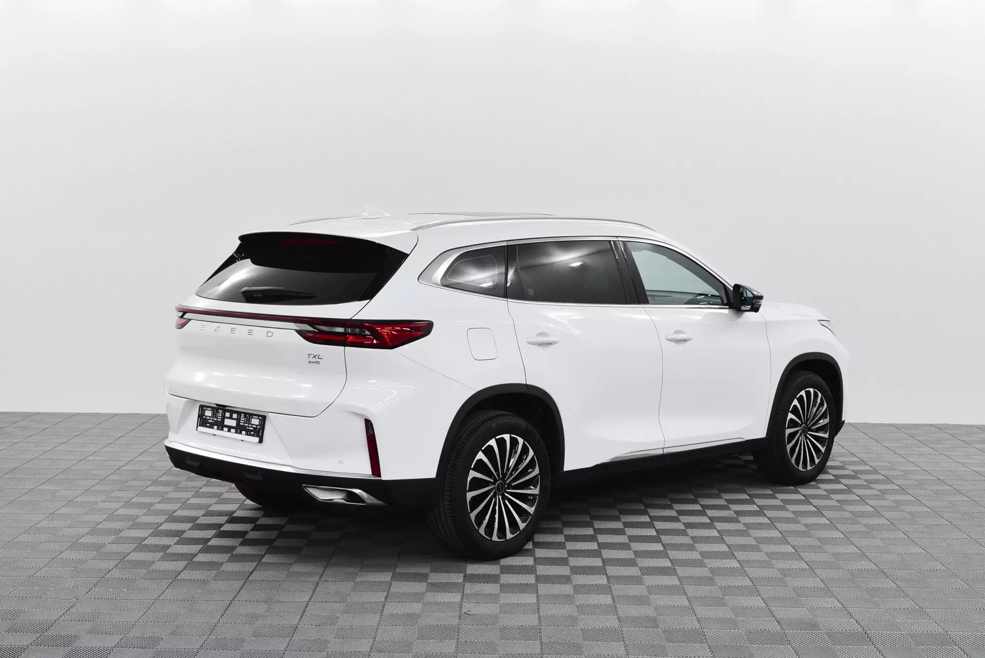 Автосалон: Exeed TXL