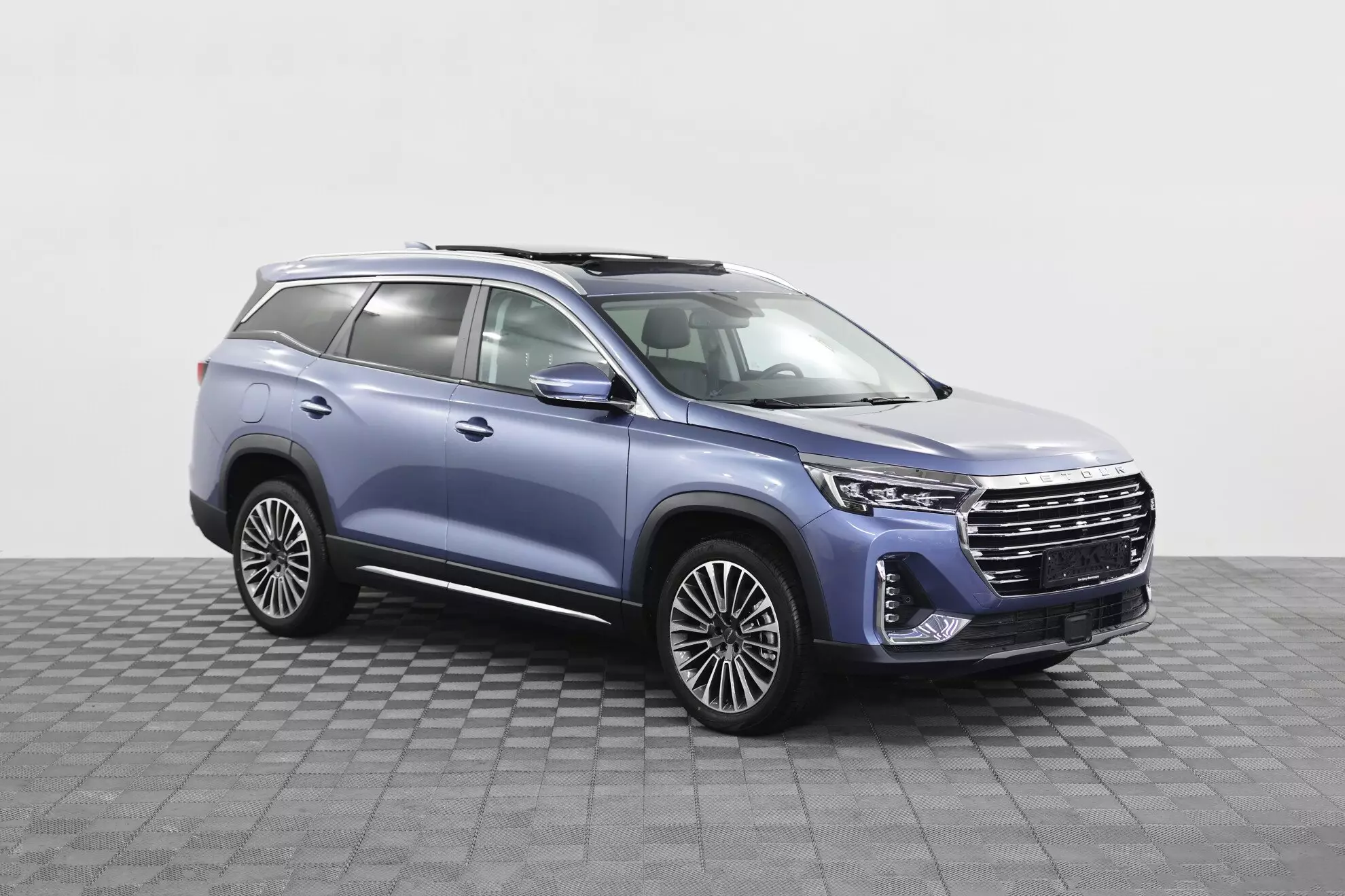 Автосалон: Jetour X90 PLUS