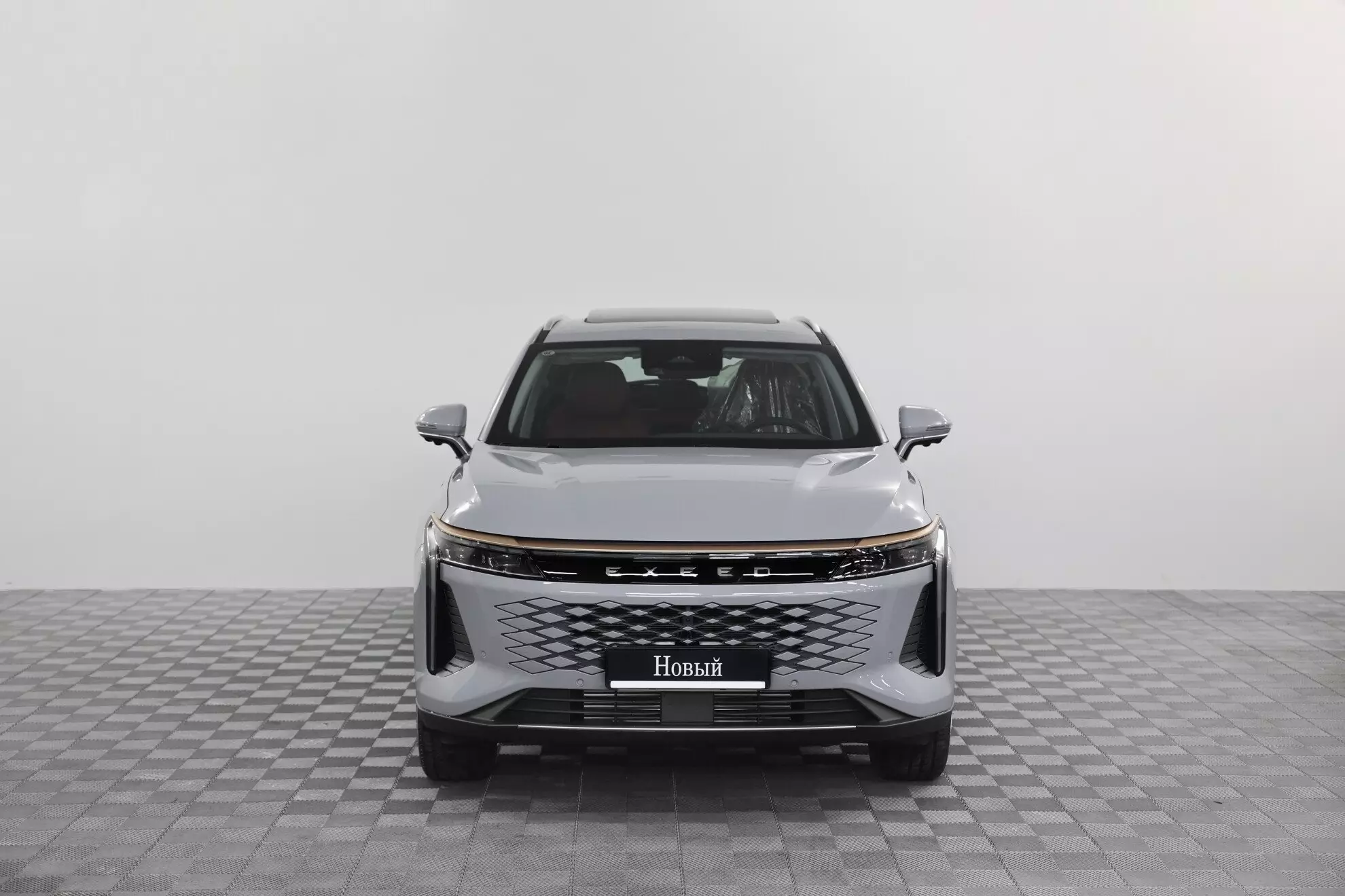 Автосалон: Exeed RX
