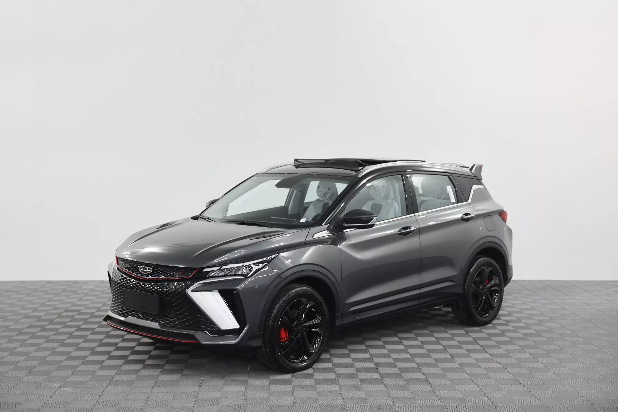 Автосалон: Geely Coolray