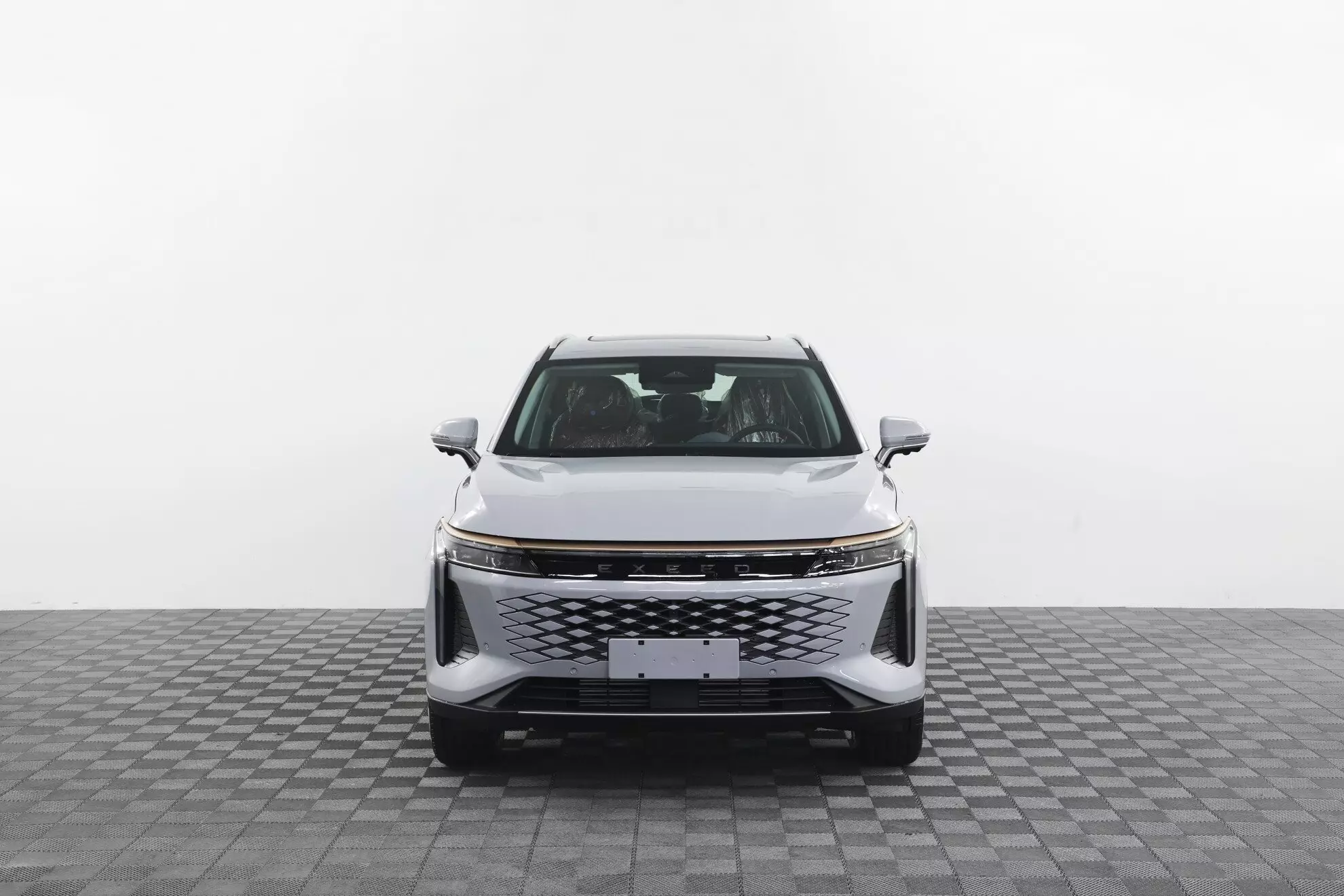 Автосалон: Exeed RX