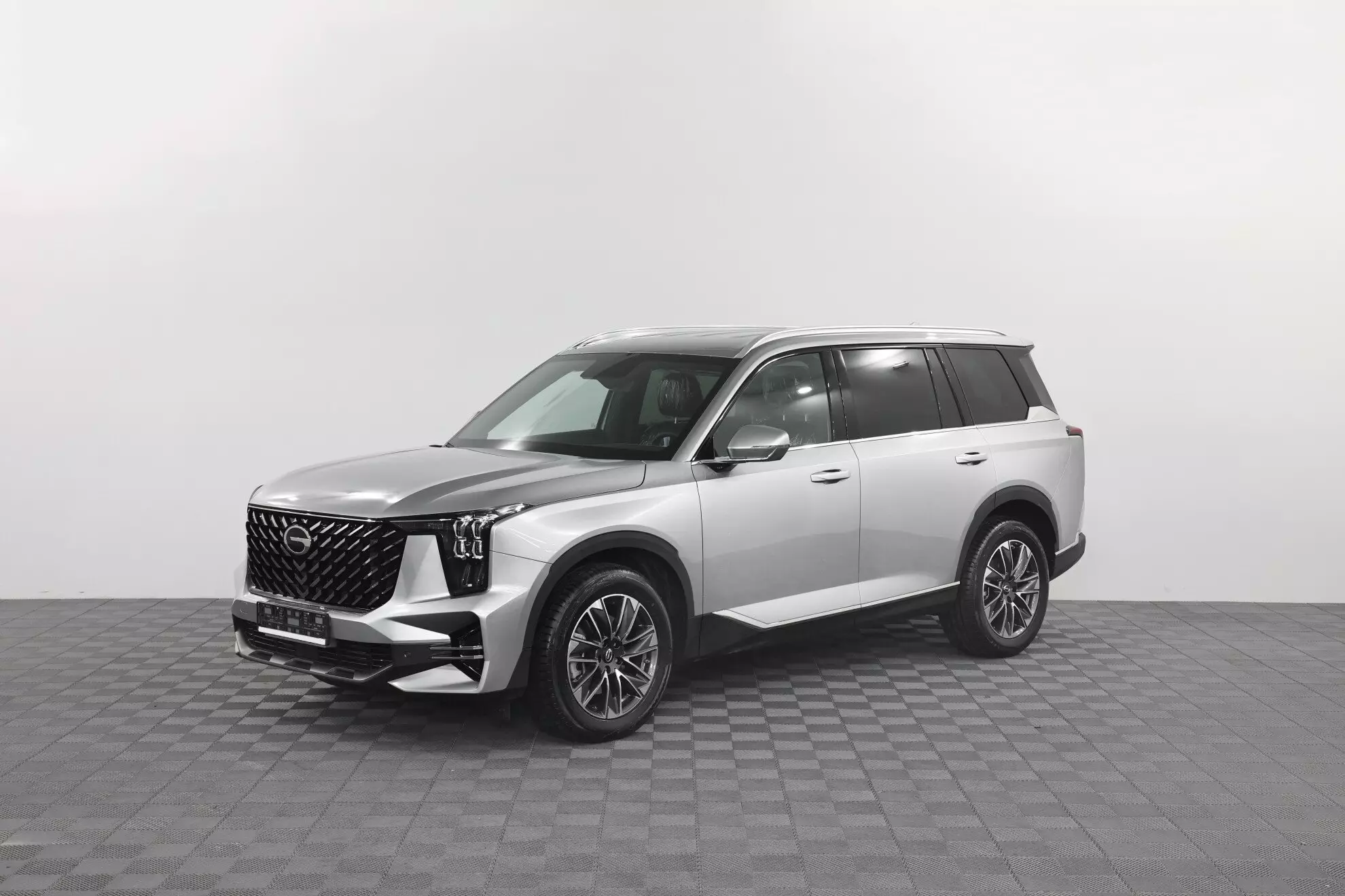 Автосалон: Gac GS8