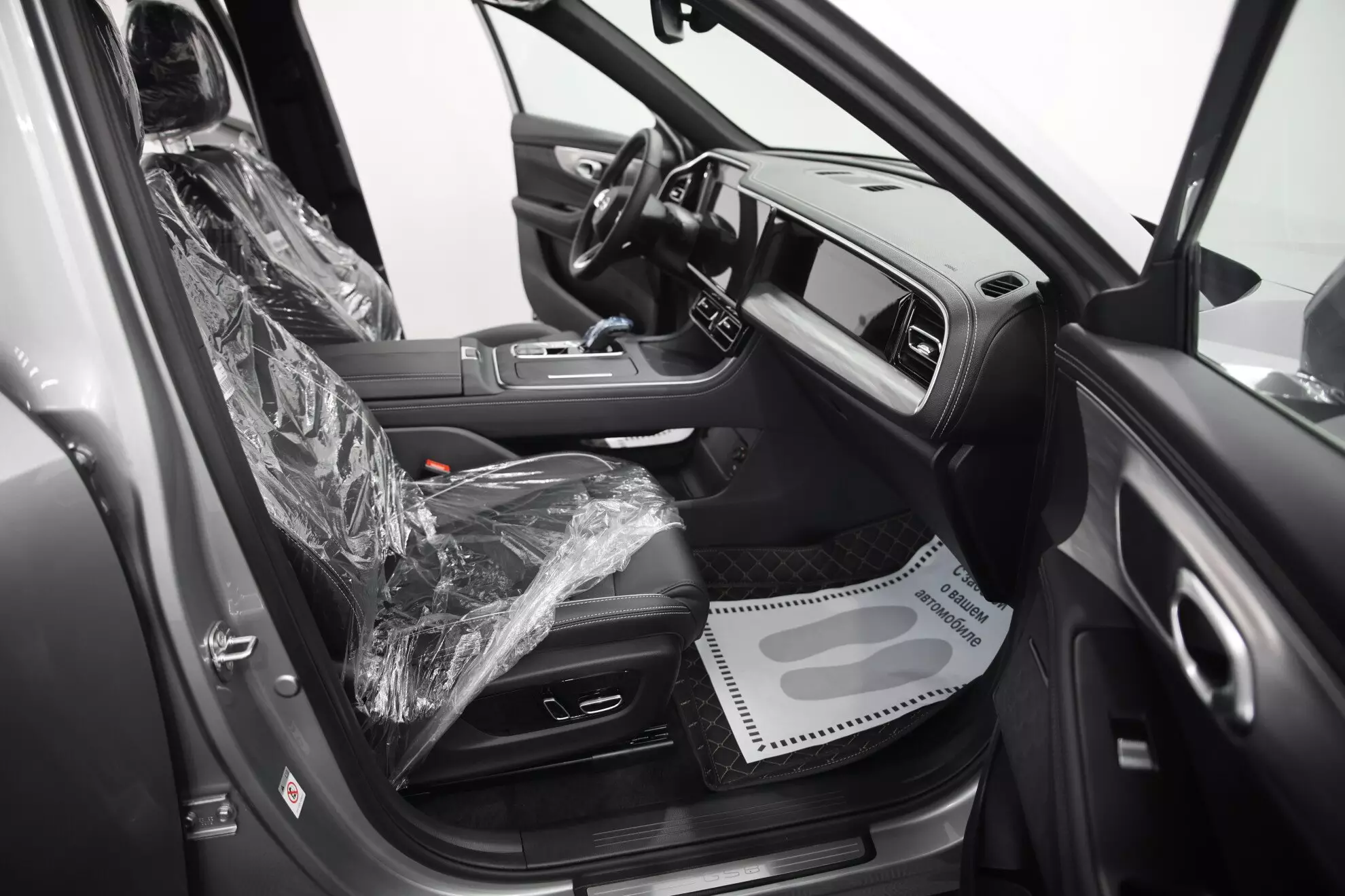 Автосалон: Gac GS8