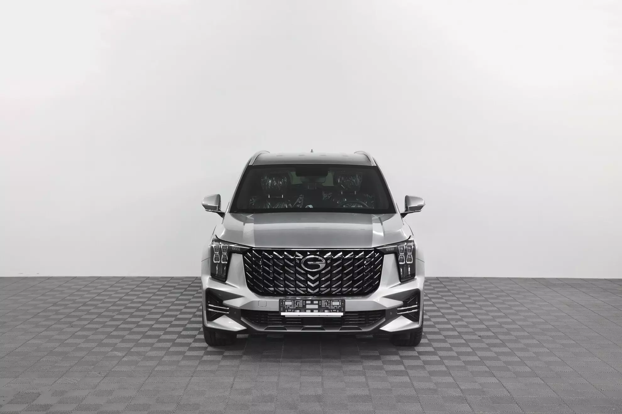 Автосалон: Gac GS8