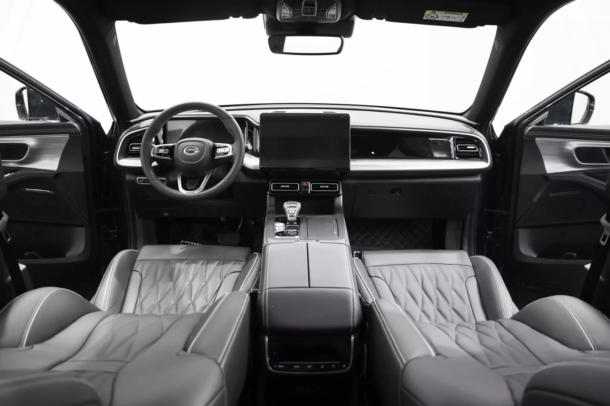 Автосалон: Gac GS8