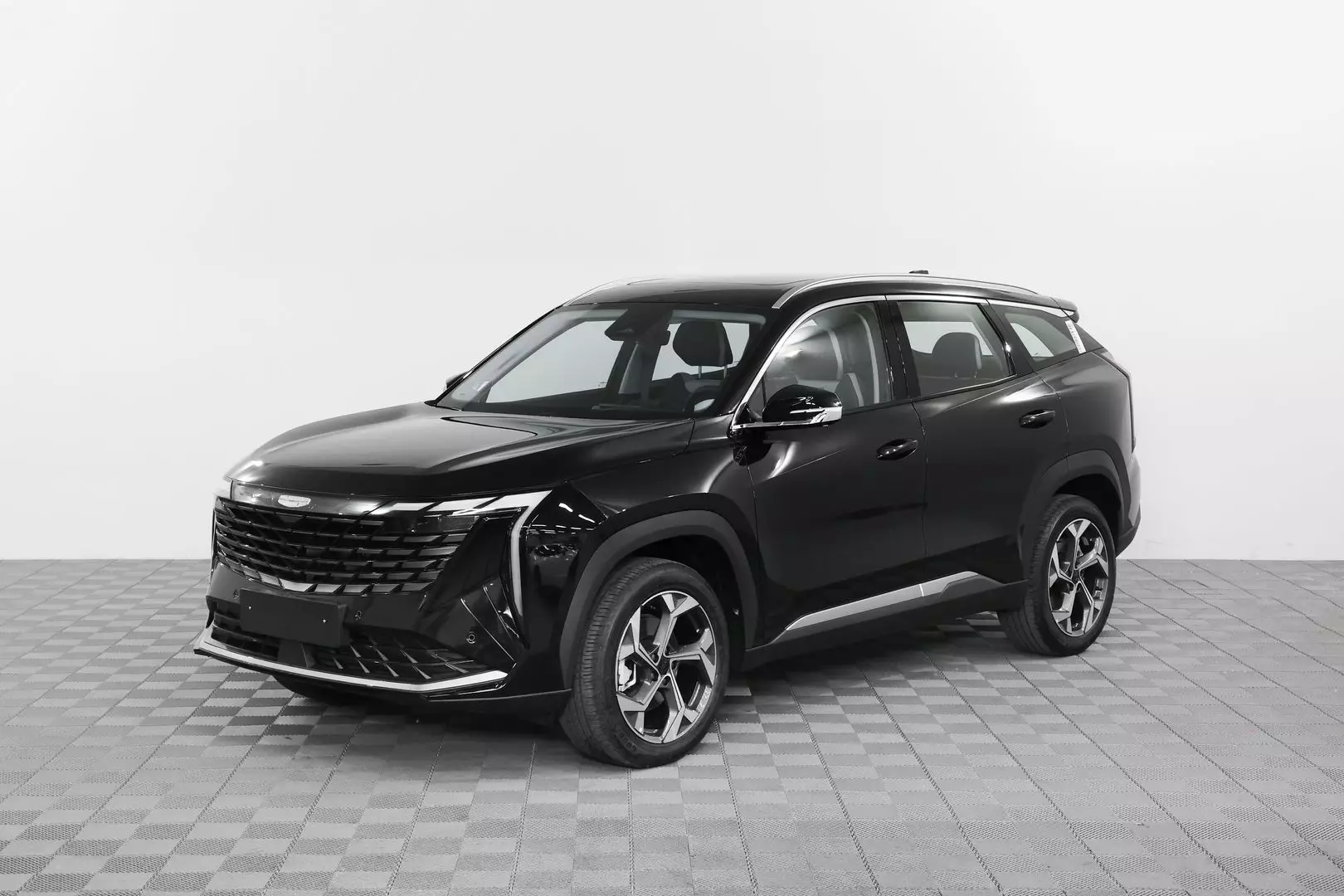 Автосалон: Geely Atlas New