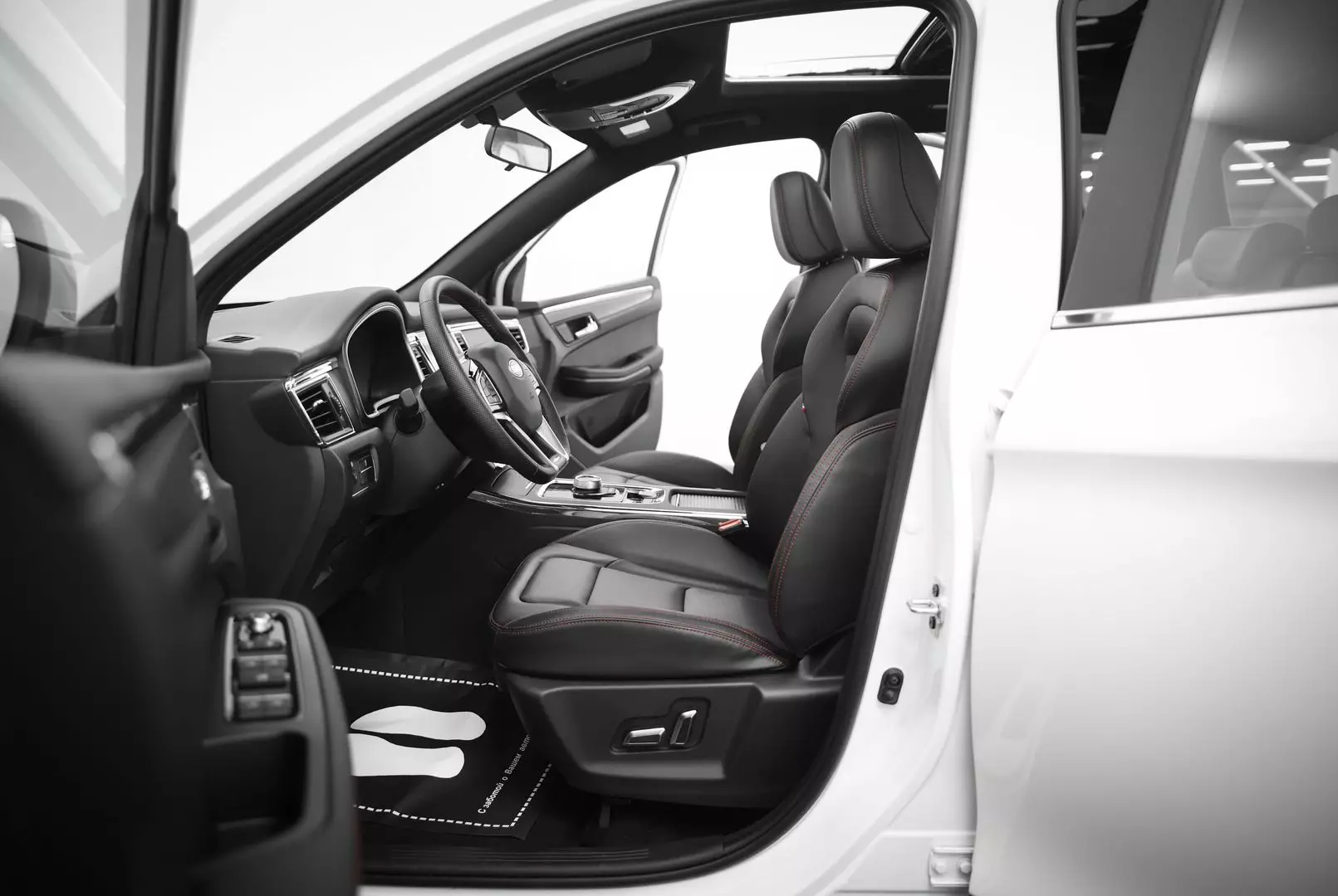 Автосалон: Swm G05 Pro