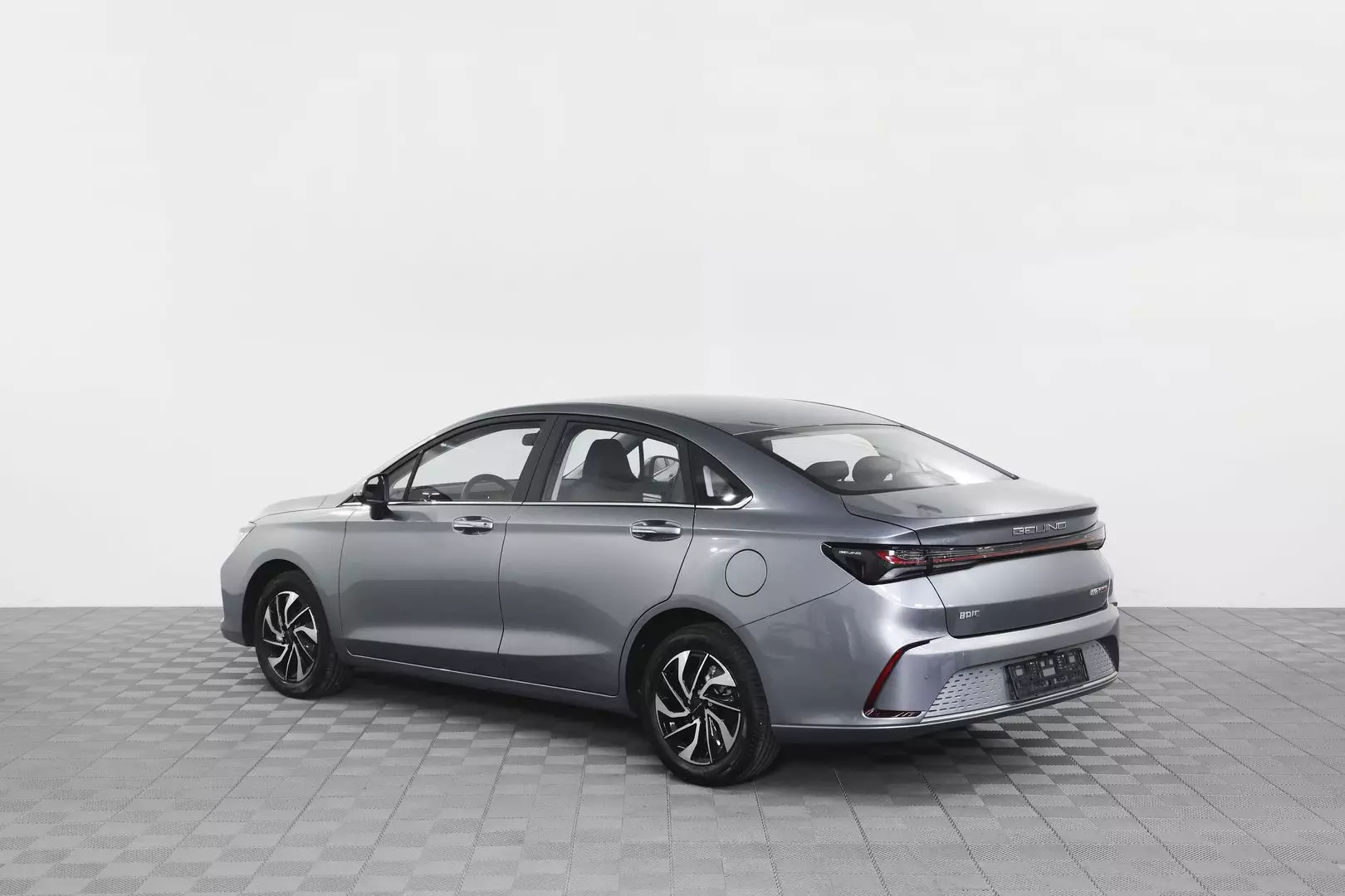 Автосалон: Baic U5 PLUS