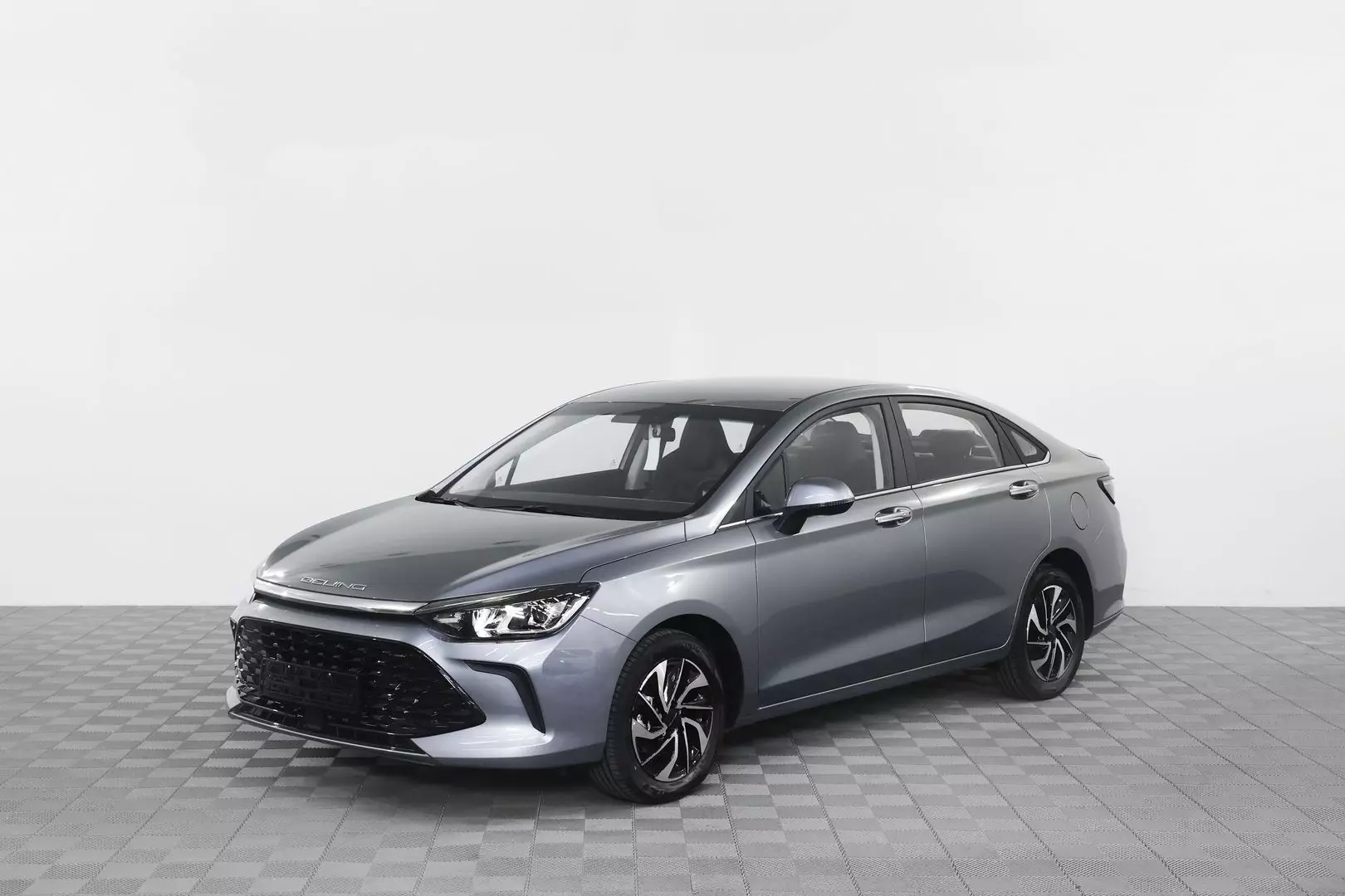 Автосалон: Baic U5 PLUS