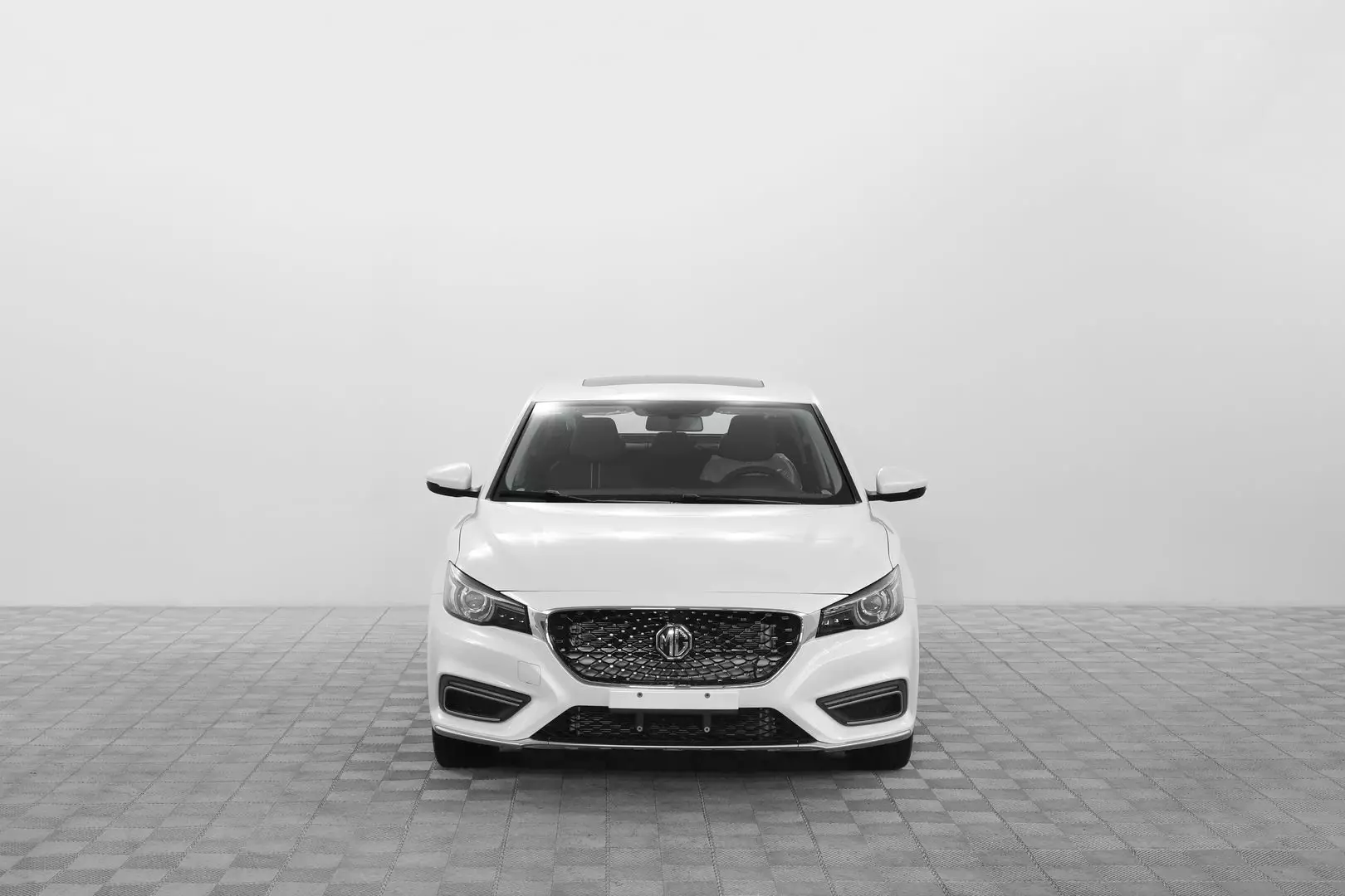 Автосалон: Mg 6