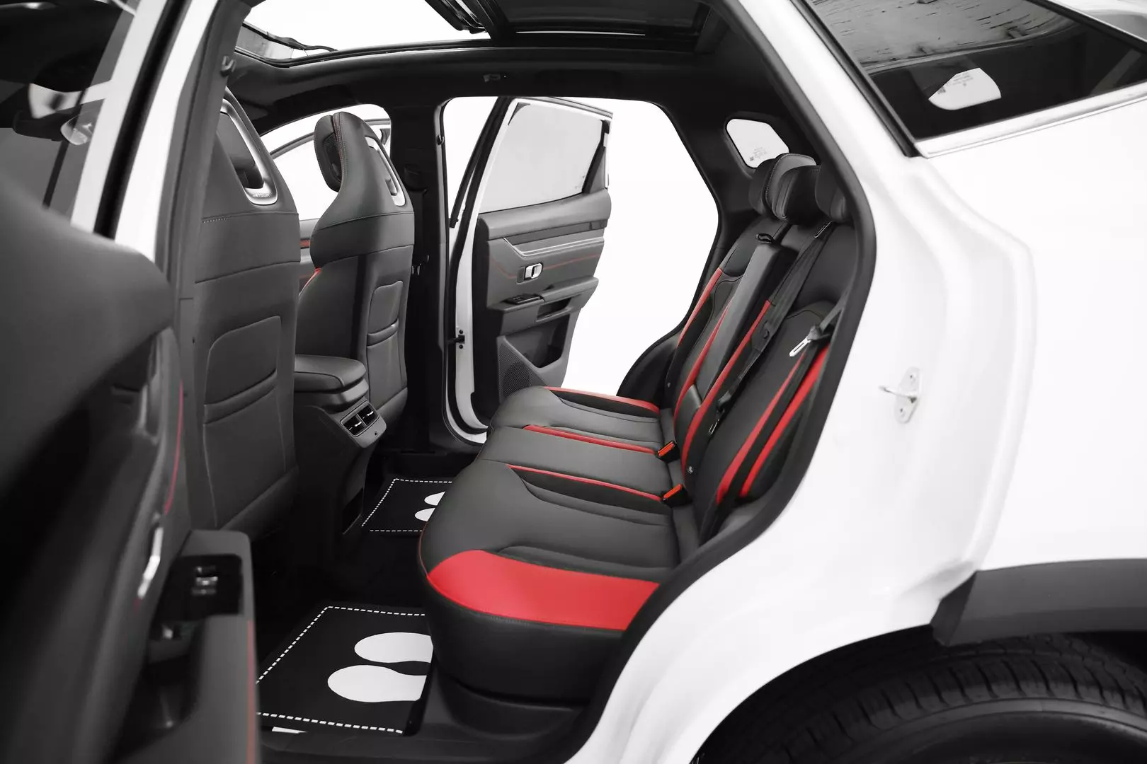 Автосалон: Jetour Dashing