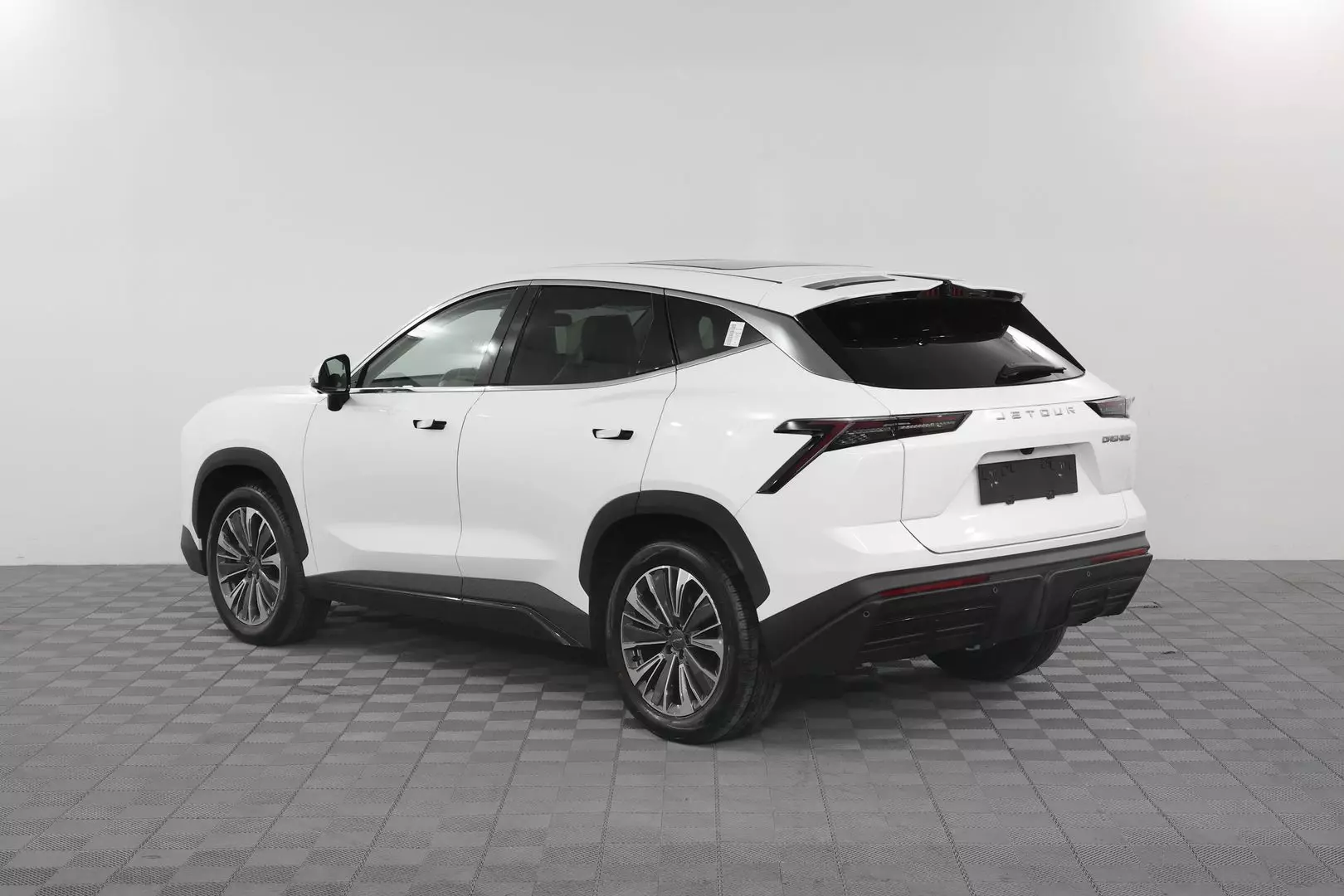 Автосалон: Jetour Dashing