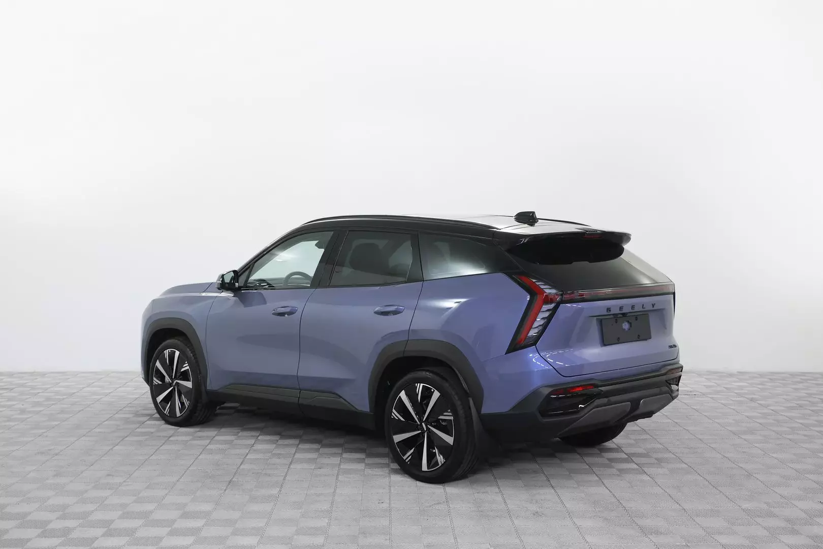 Автосалон: Geely Atlas New