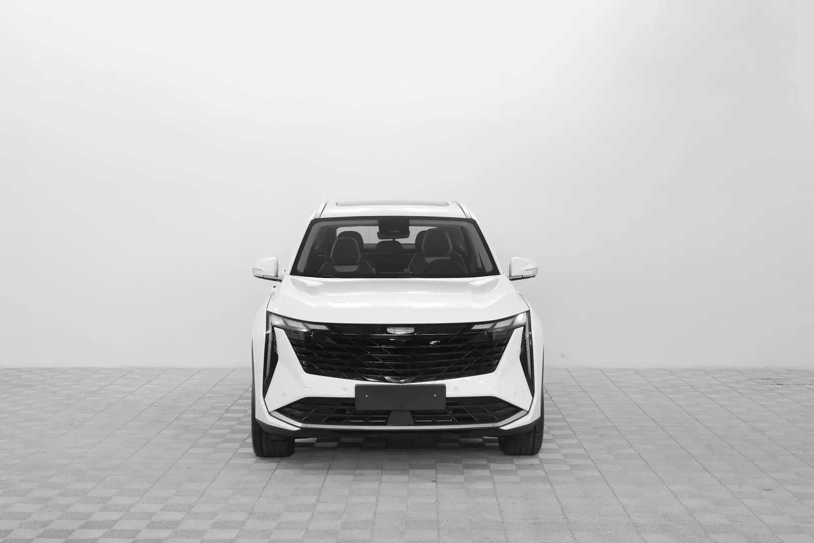 Автосалон: Geely Atlas New