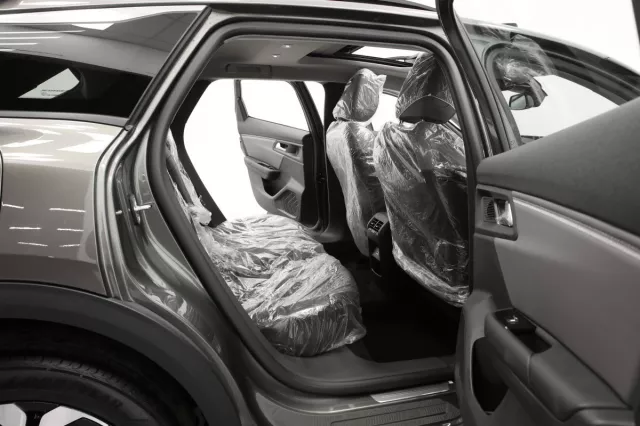 Автосалон: Citroen C5 X