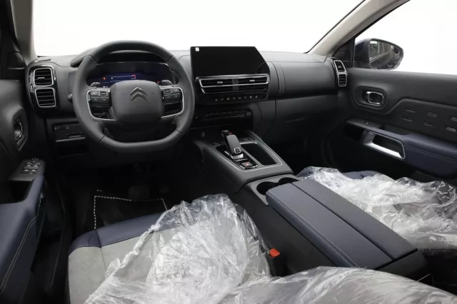 Автосалон: Citroen C5 Aircross