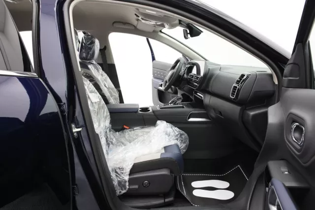 Автосалон: Citroen C5 Aircross